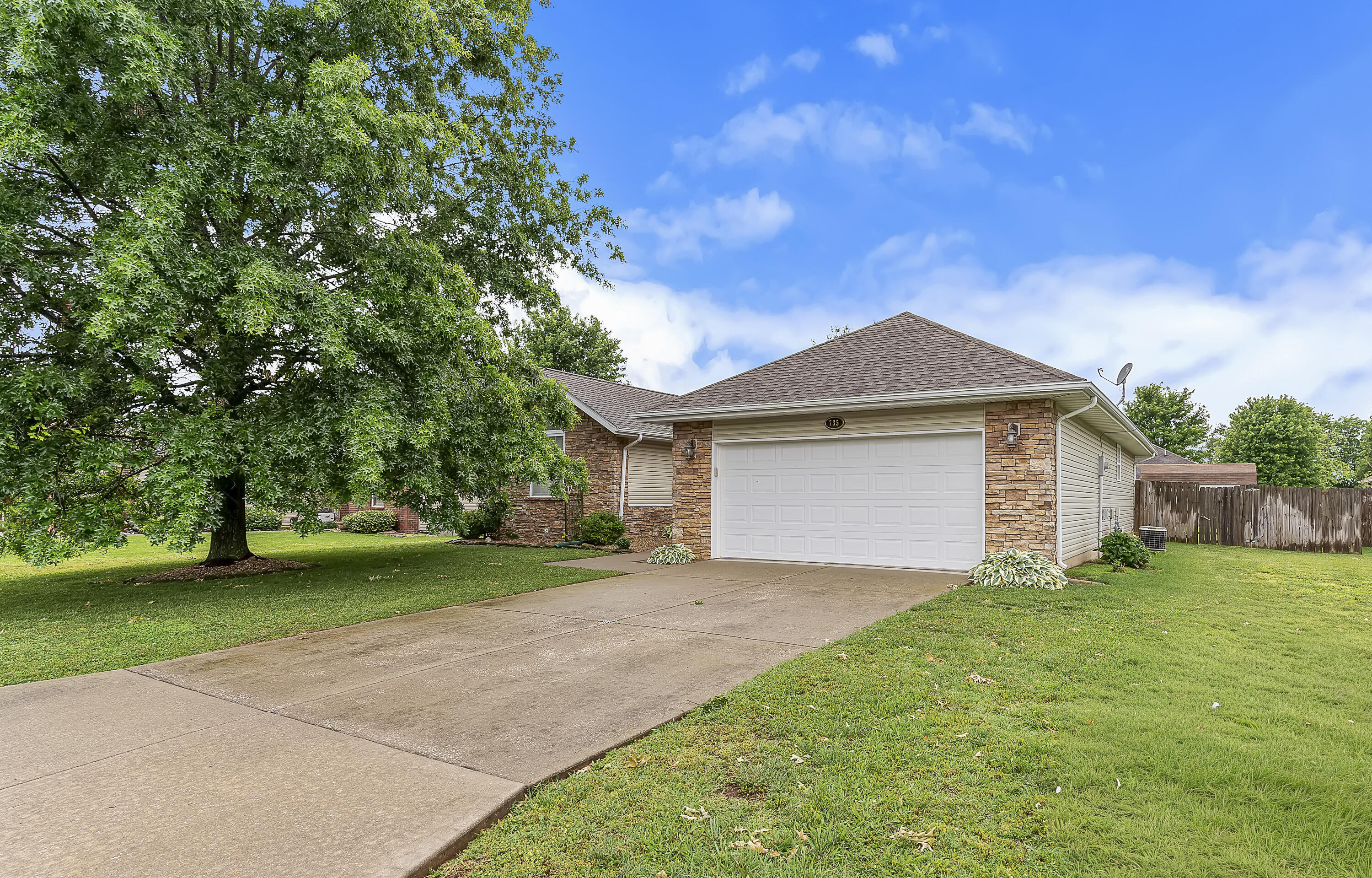 Photo of 735 N White Rock Avenue Republic MO 65738