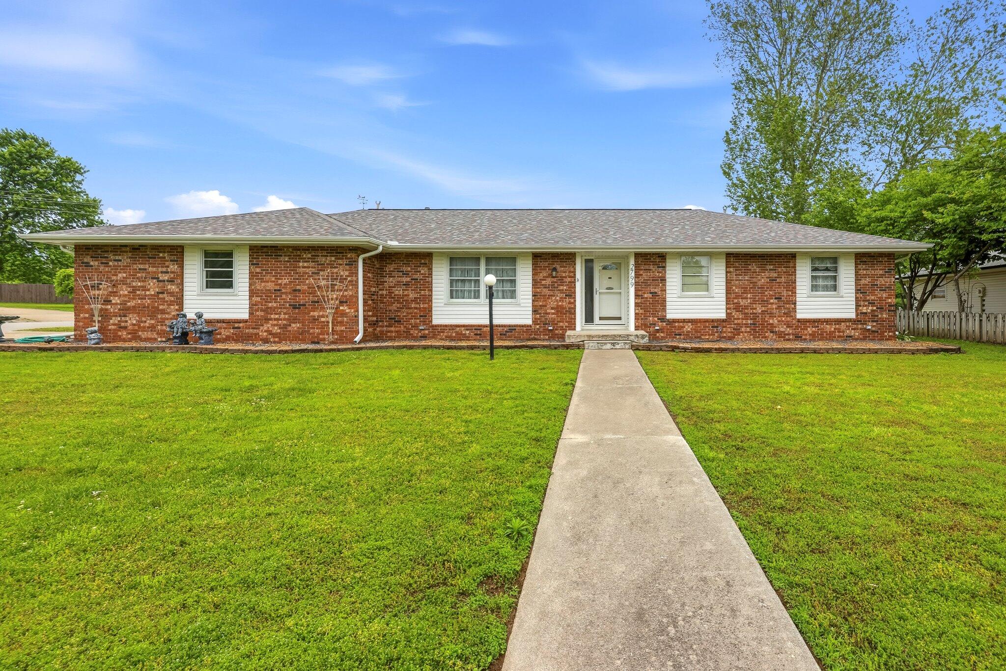Photo of 2799 W Camino Alto Street Springfield MO 65810