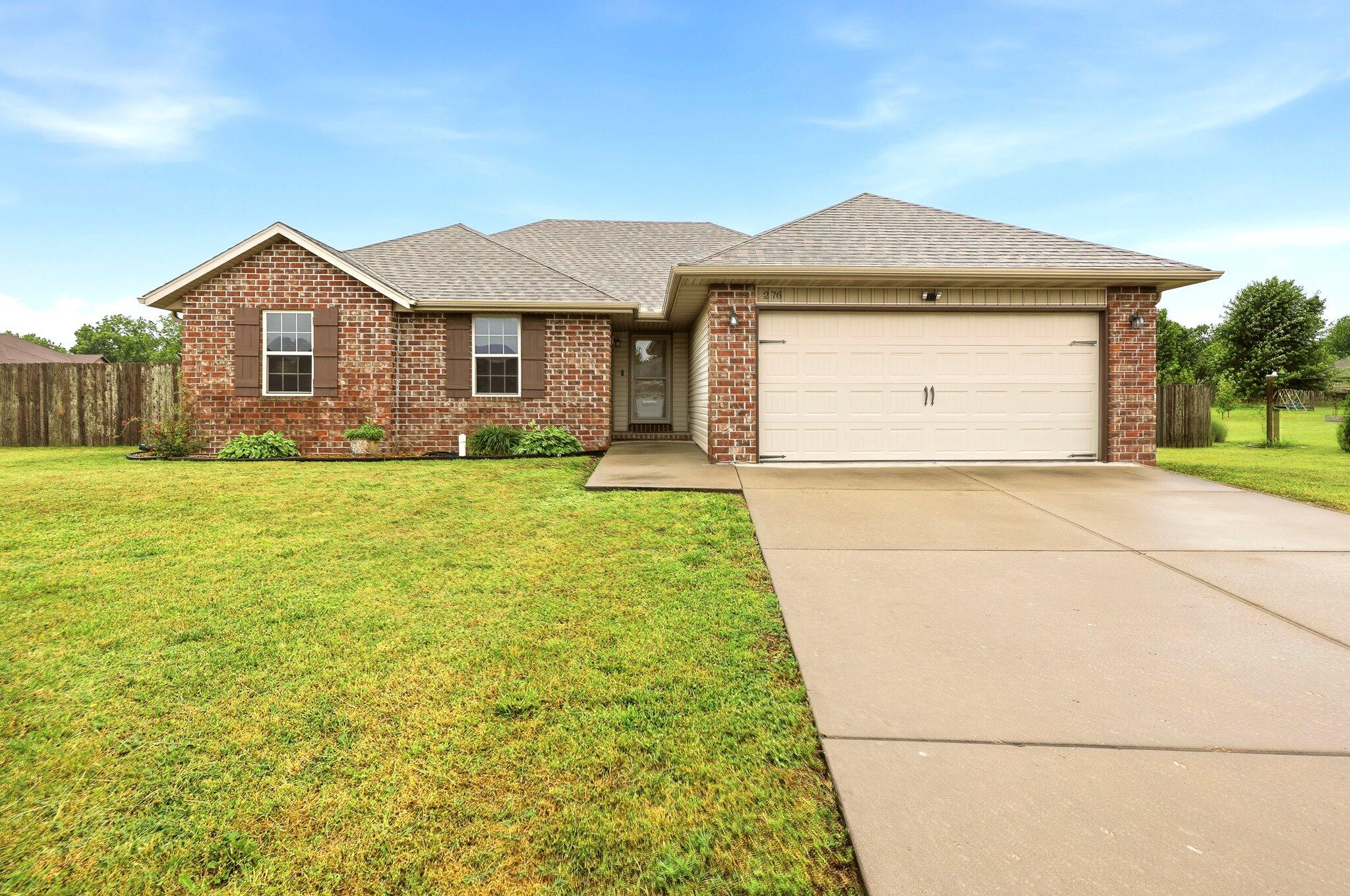 Photo of 276 E Garnet Drive Republic MO 65738