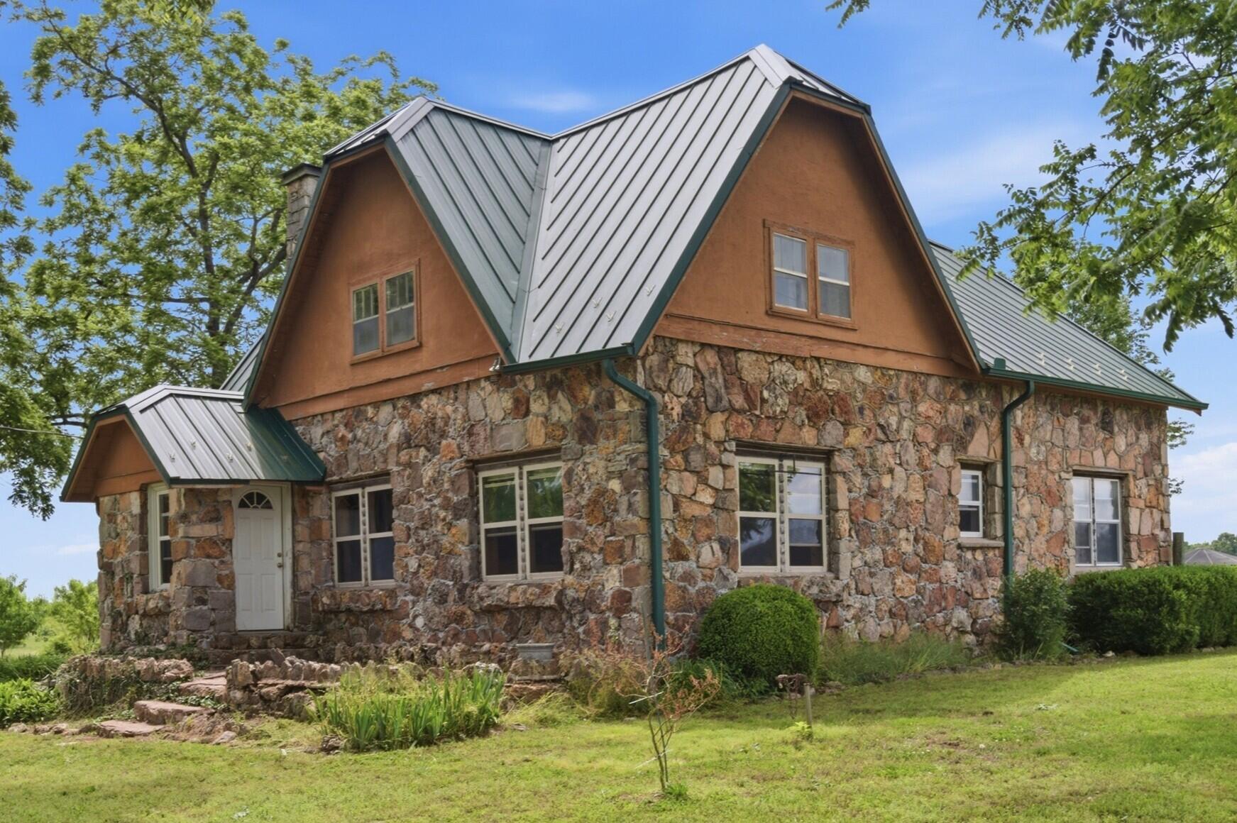 Photo of 2886 County Road 382 Dora MO 65637