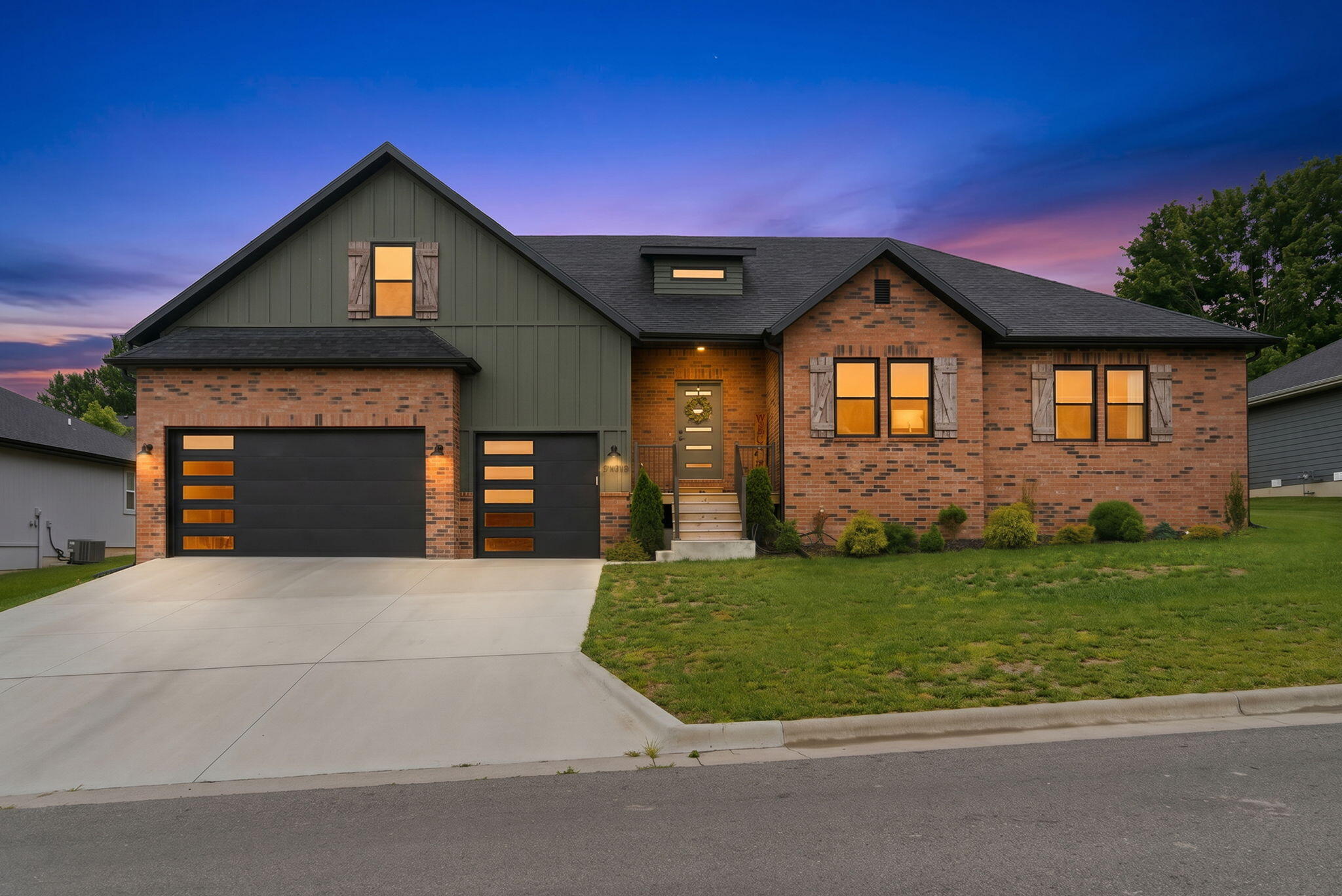 Photo of 1604 E Silo Ridge Drive Ozark MO 65721