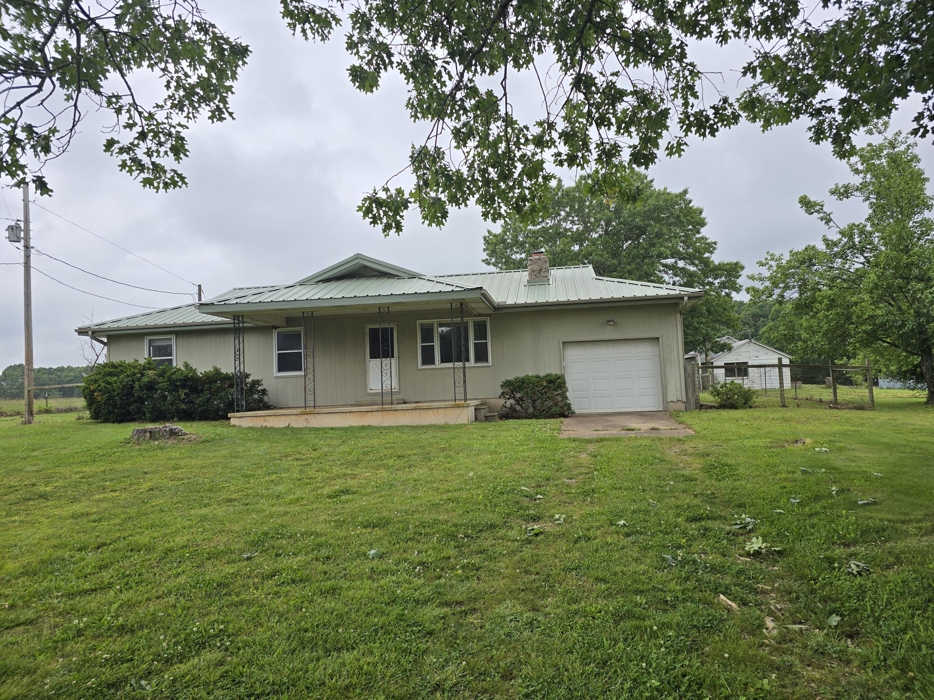 Photo of 1003 Buckbrush Road Seymour MO 65746