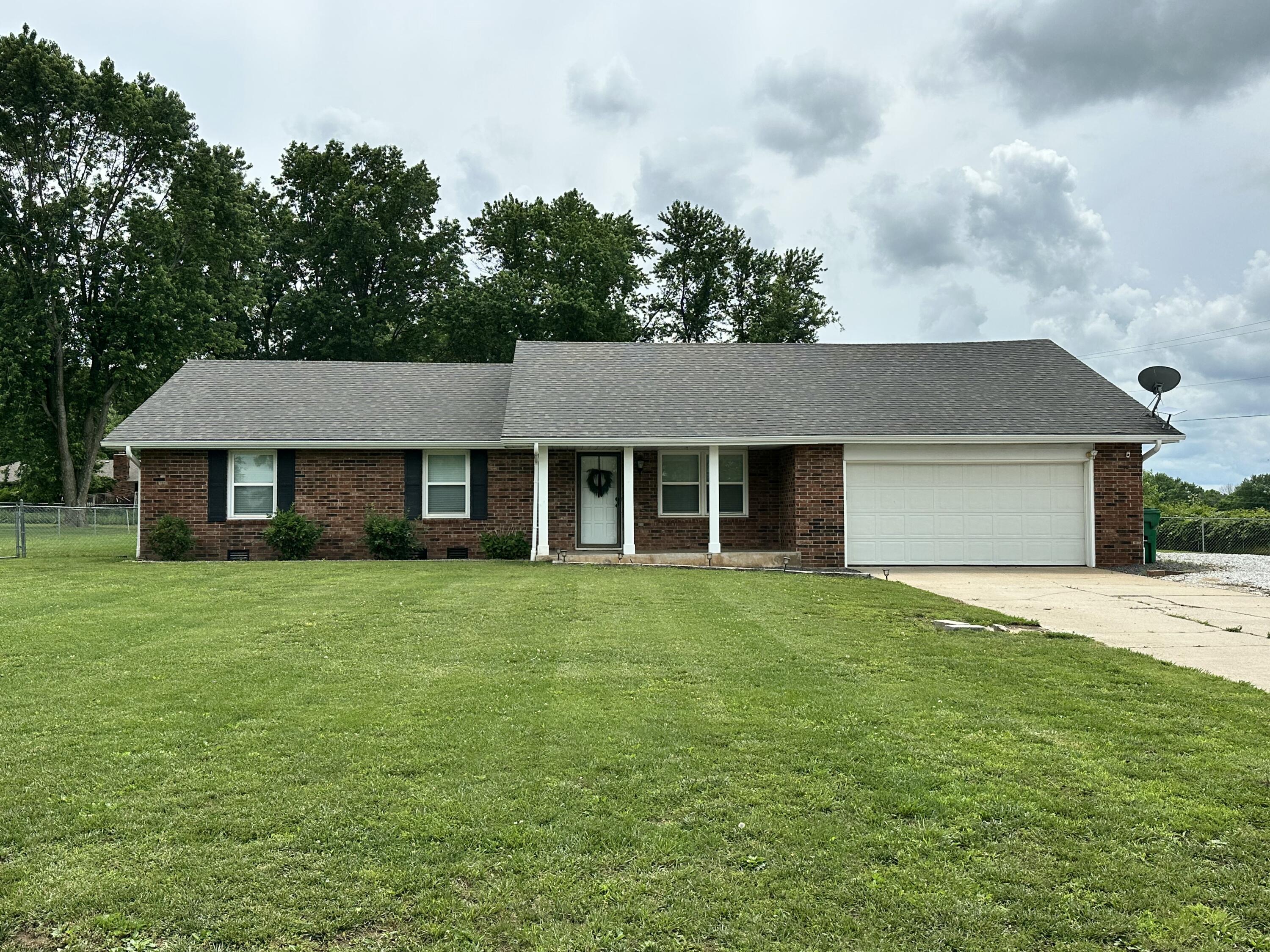 Photo of 8686 Fairway Street Willard MO 65781