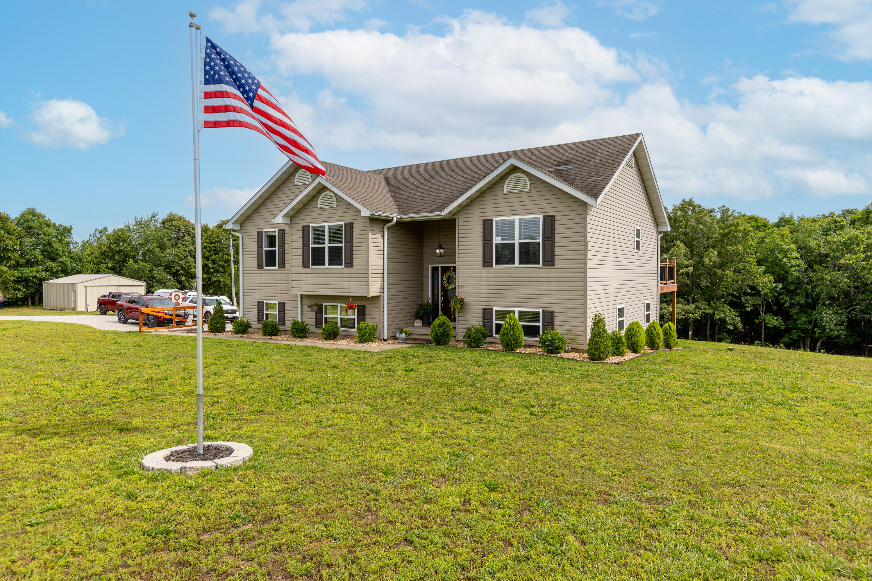 Photo of 9436 Private Road 9892 West Plains MO 65775