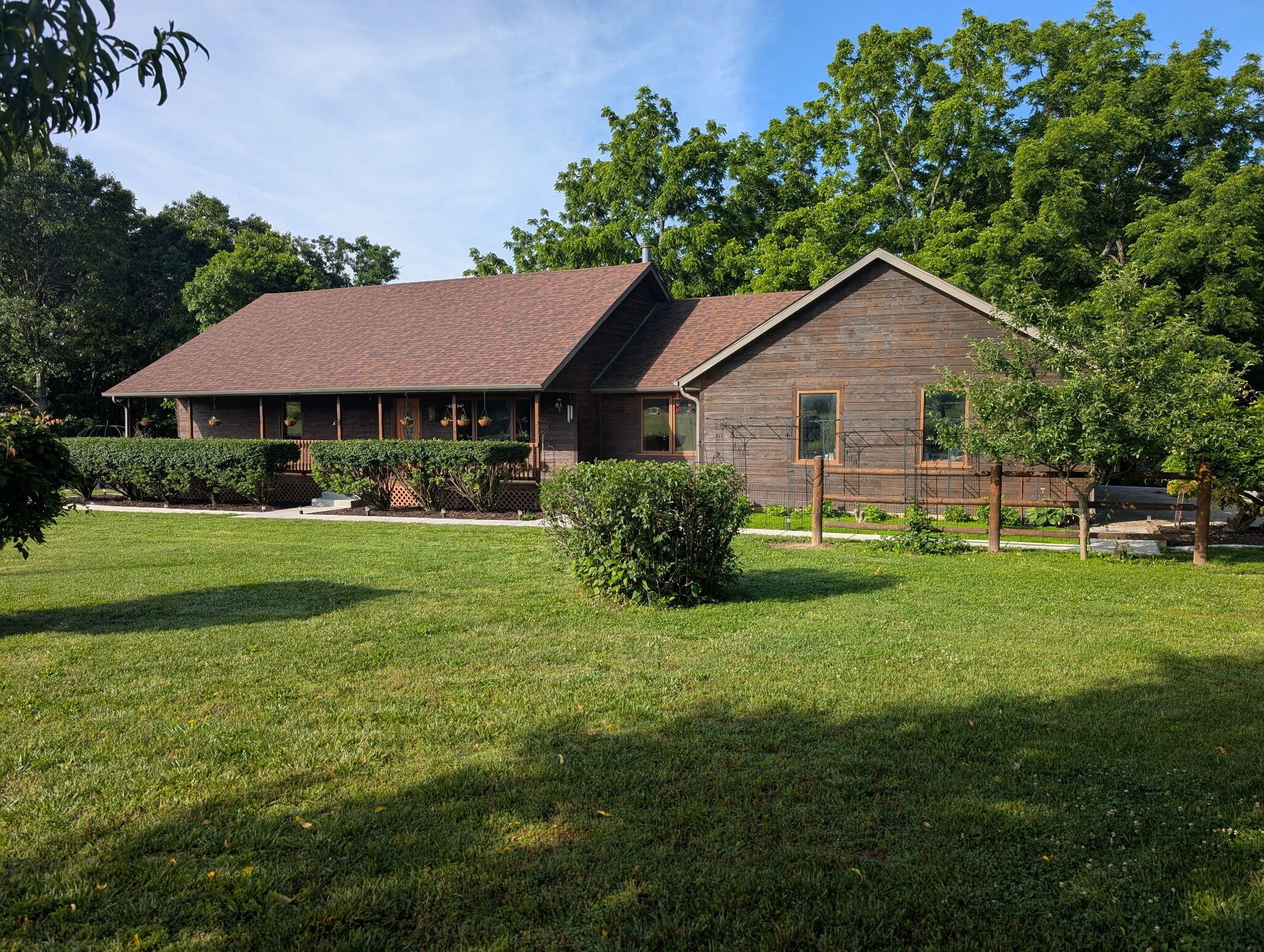 Photo of 19901 Providence Drive Lebanon MO 65536