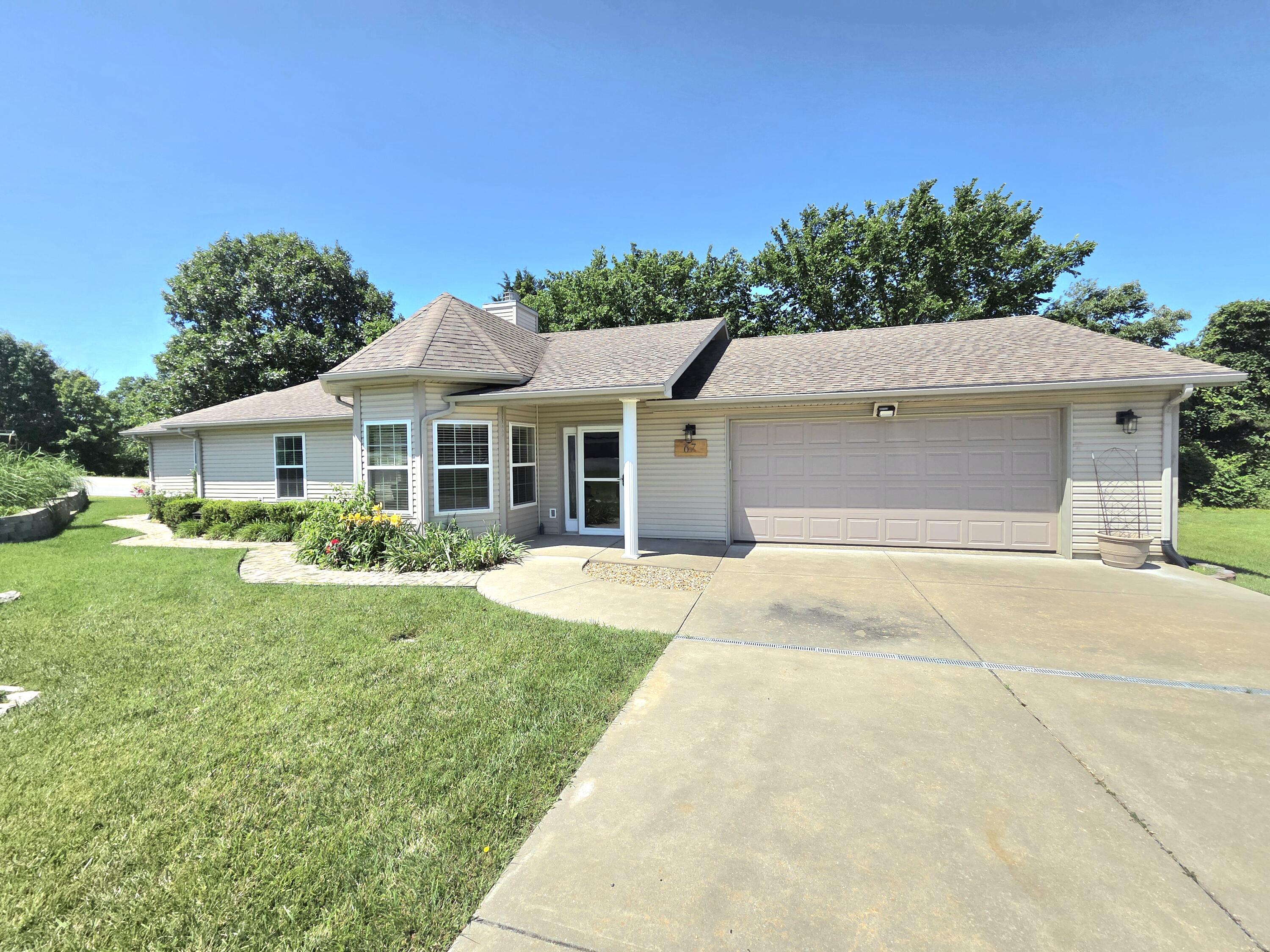 Photo of 67 Starrville Place Reeds Spring MO 65737