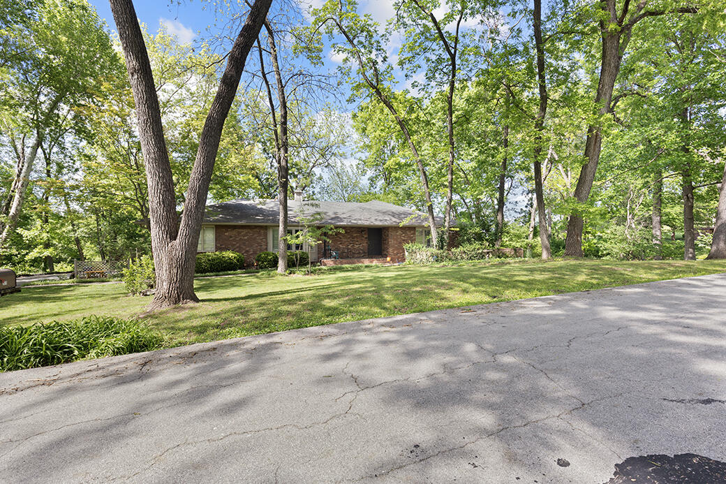 Photo of 2615 E Melbourne Road Springfield MO 65804
