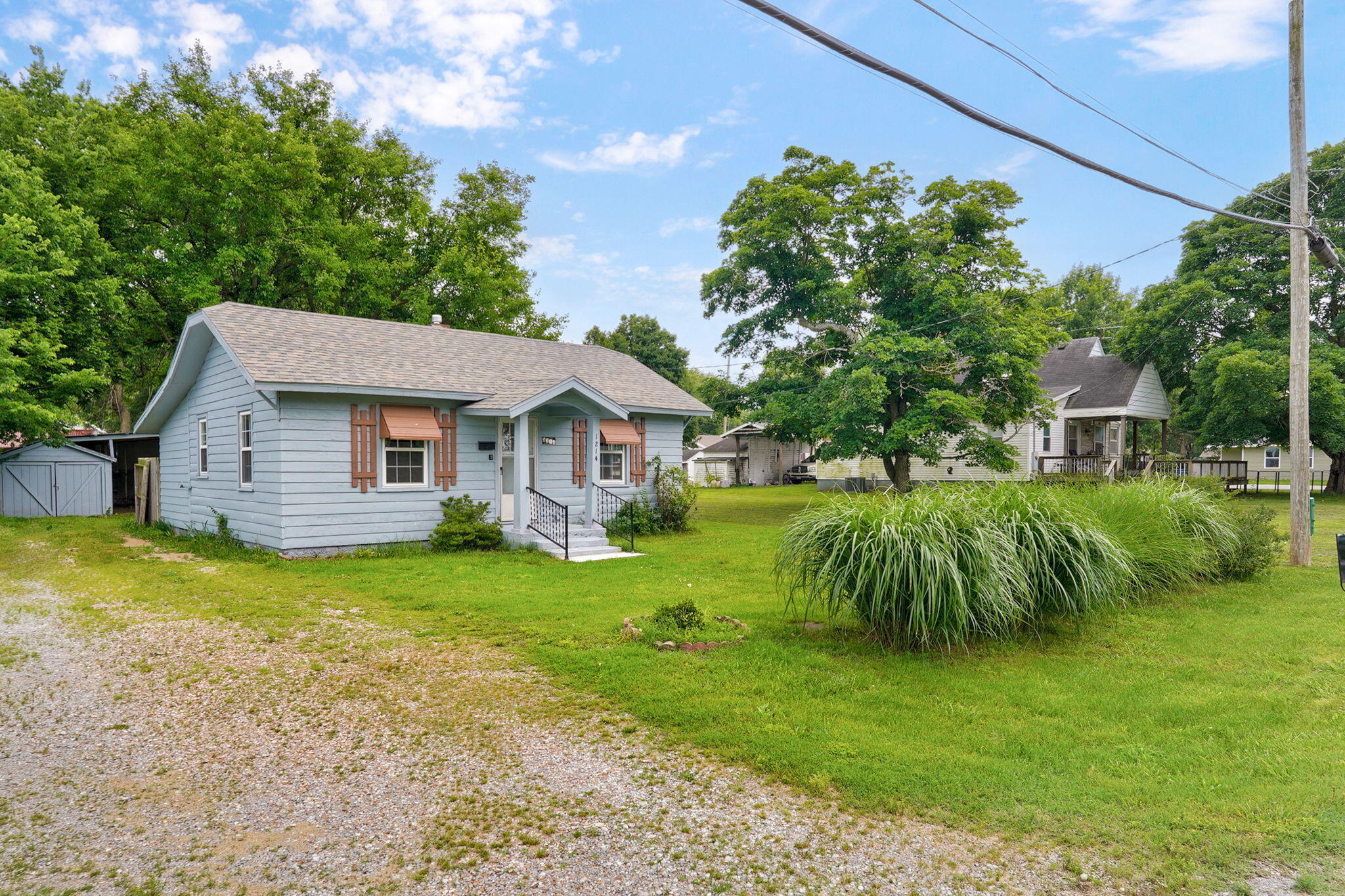 Photo of 1214 S Market Street Mt Vernon MO 65712