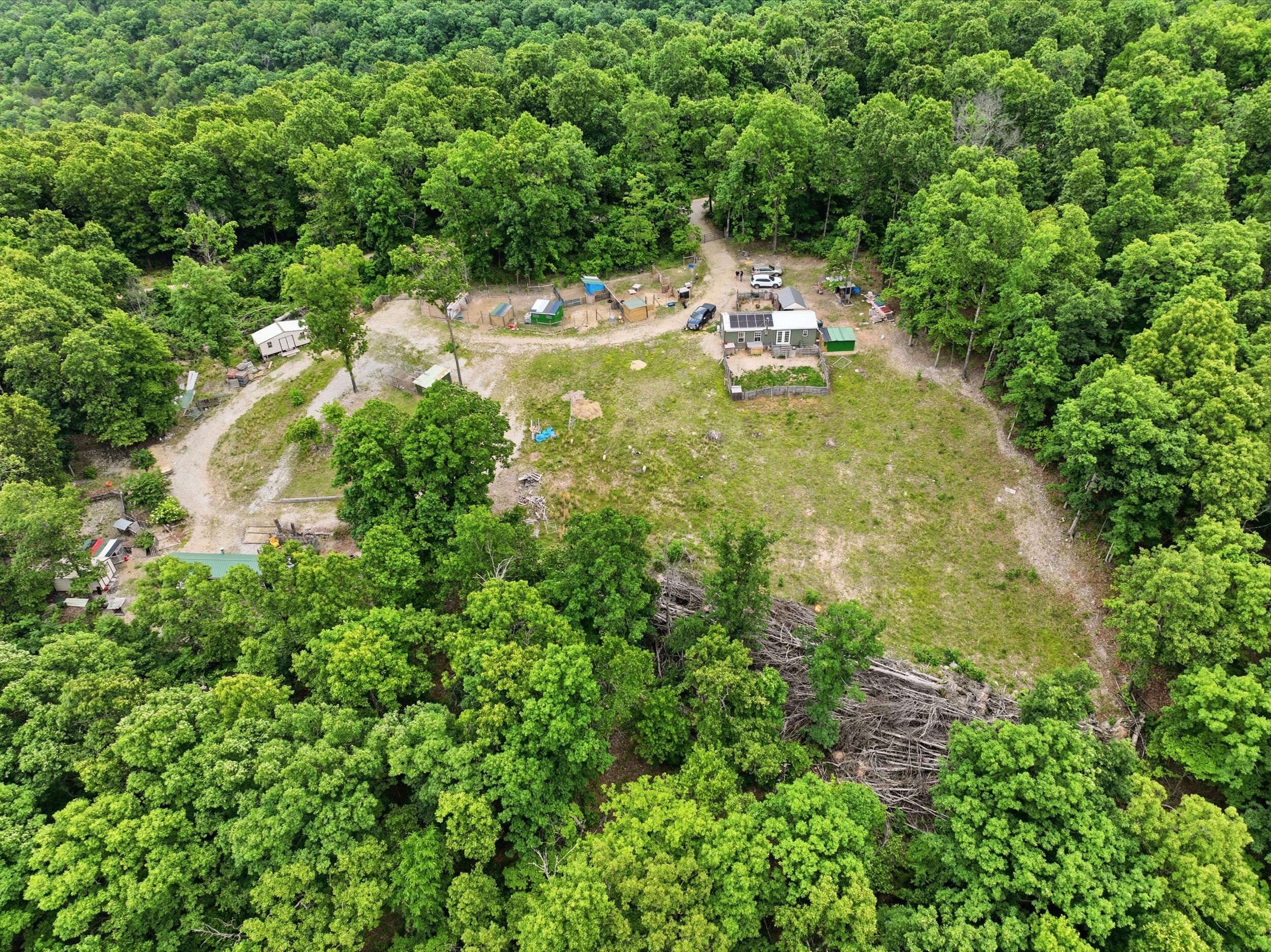 Photo of 12 Flowstone Lane Gainesville MO 65655