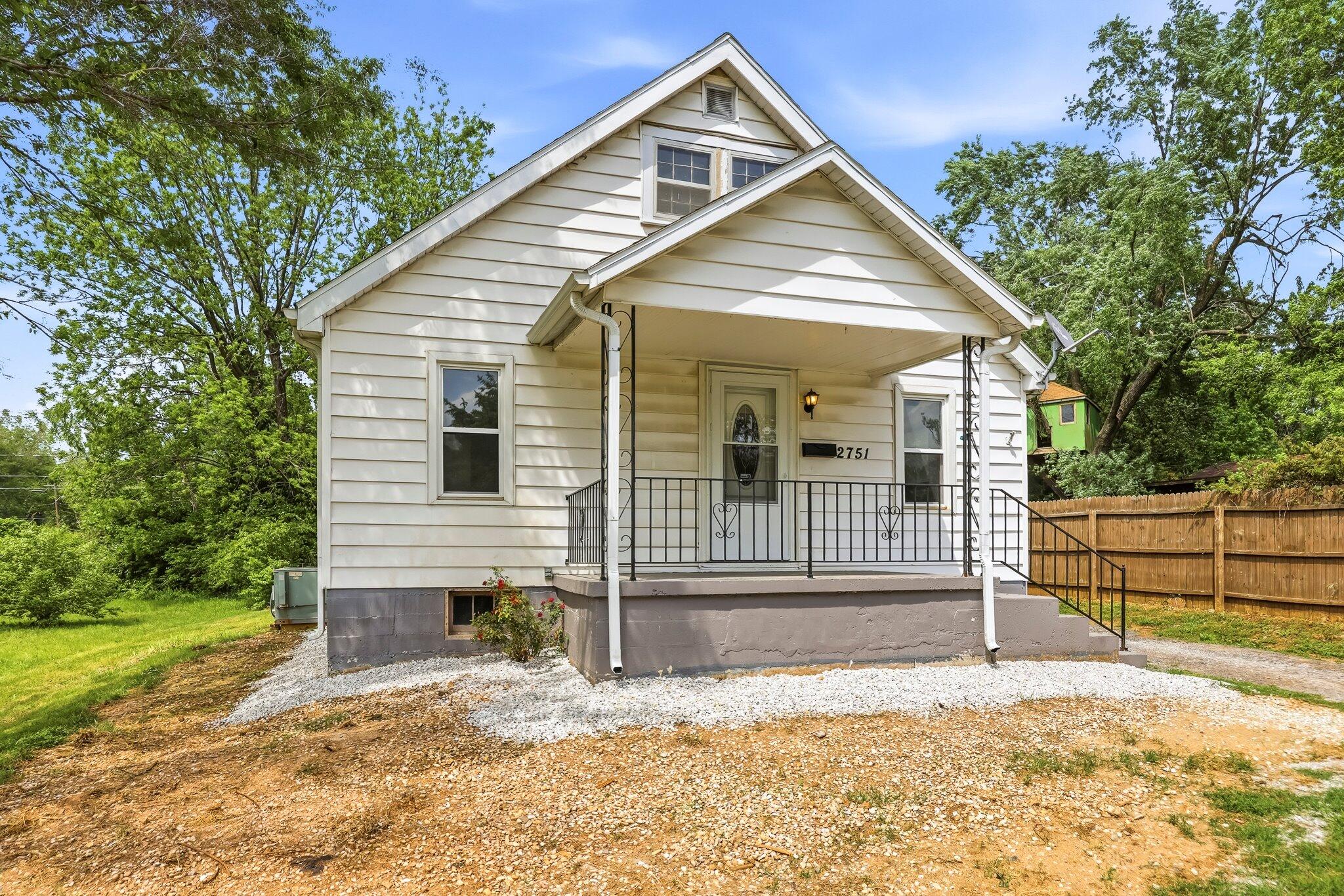 Photo of 2751 W Walnut Street Springfield MO 65802