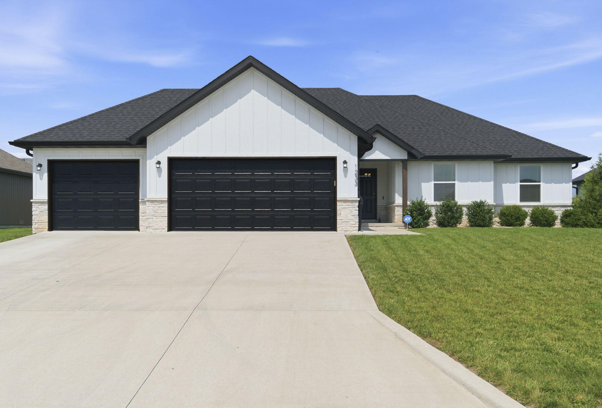 Photo of 1233 S Antietam Road Republic MO 65738