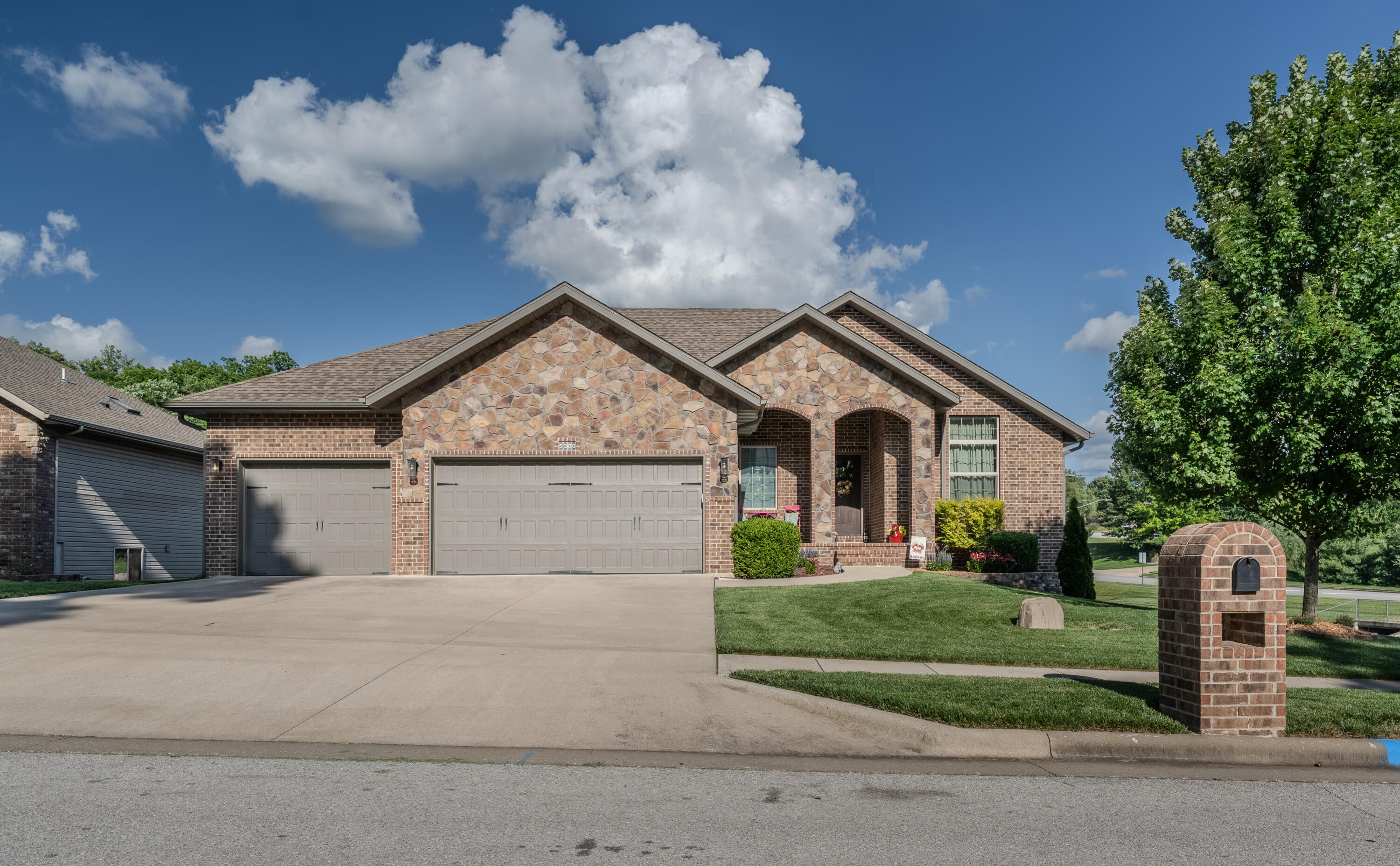 Photo of 5386 S Tujunga Street Springfield MO 65810