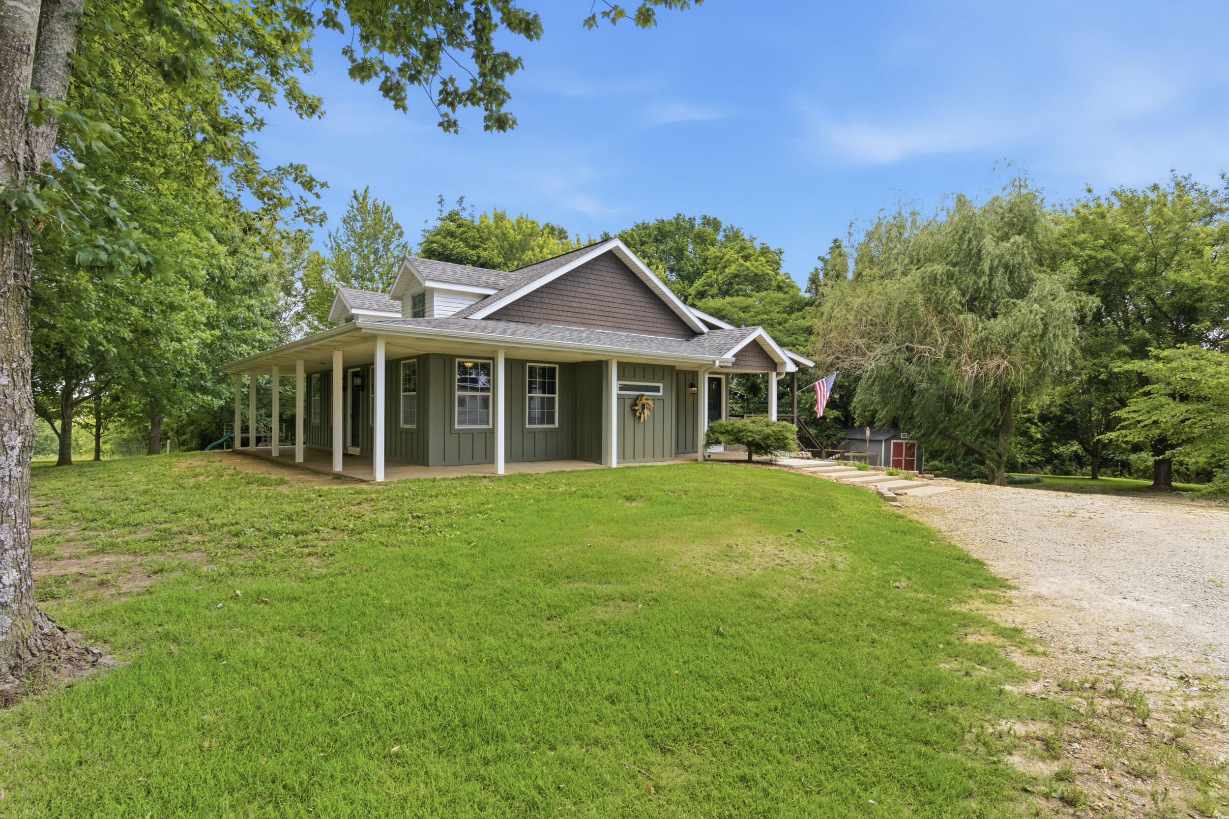 Photo of 10584 Lawrence 1245 Marionville MO 65705