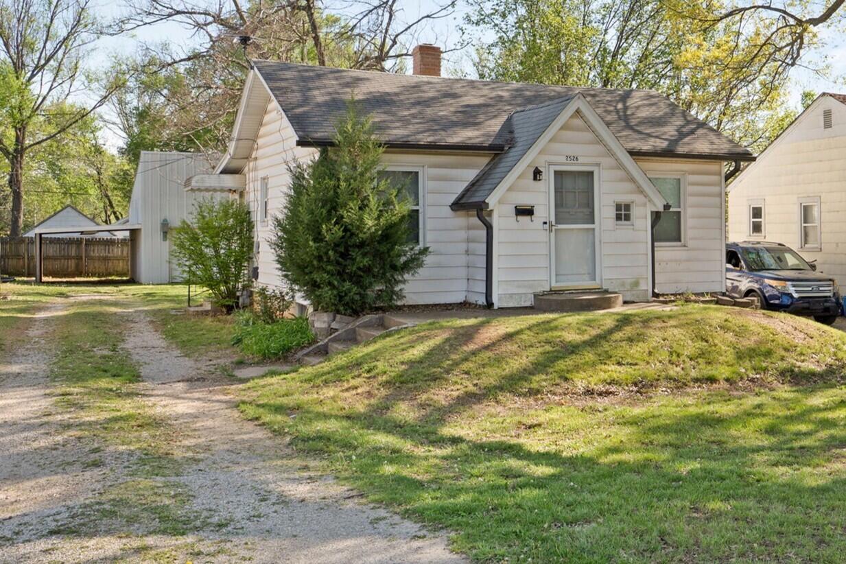 Photo of 2526 W Walnut Street Springfield MO 65806
