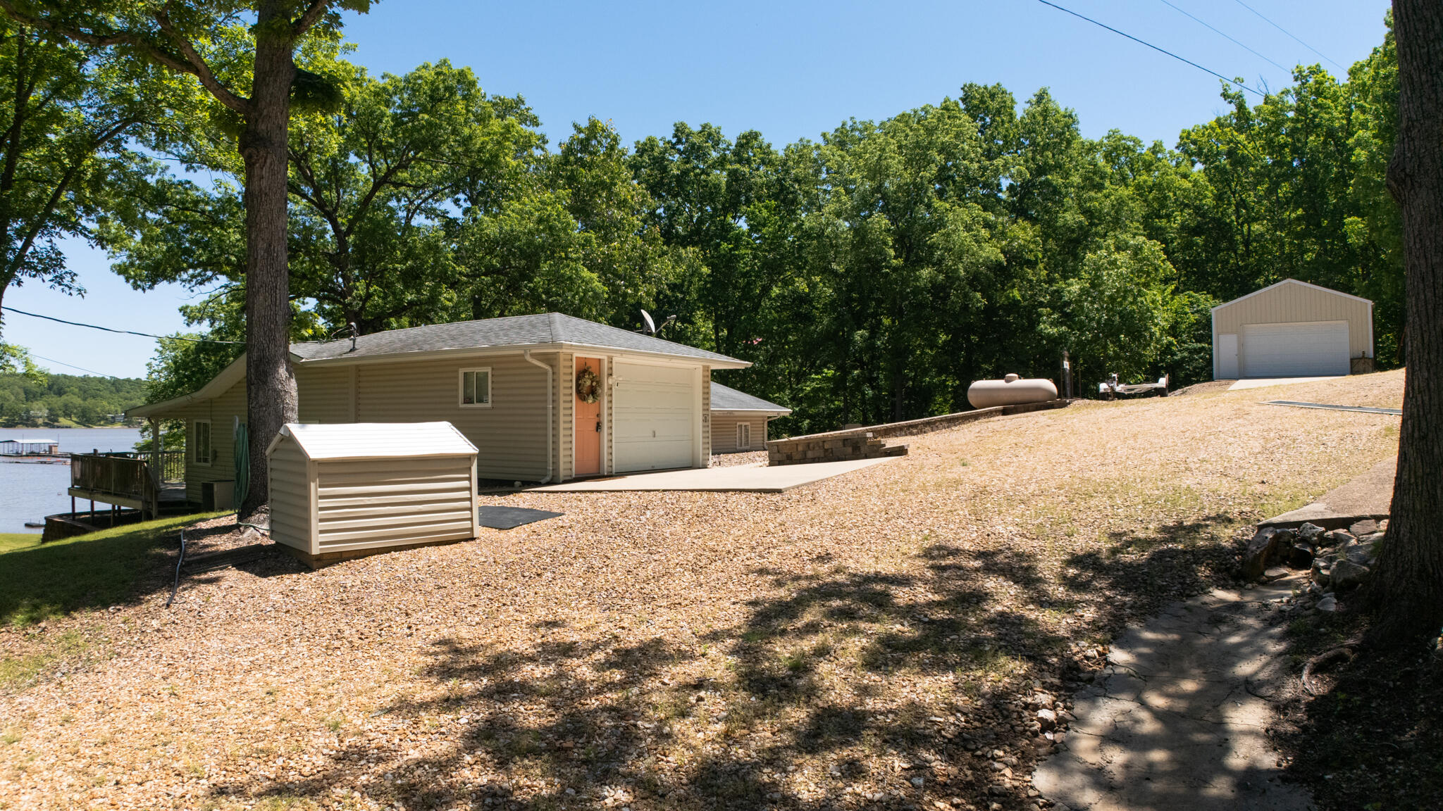 Photo of 30850 Settlers Lane Edwards MO 65326