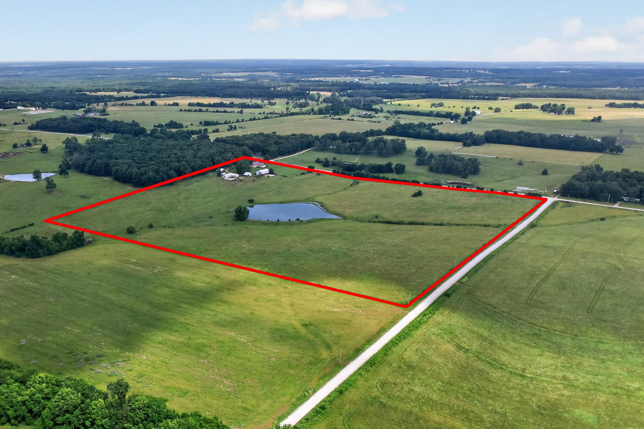 Photo of 820 S Dallas County Line Road Conway MO 65632