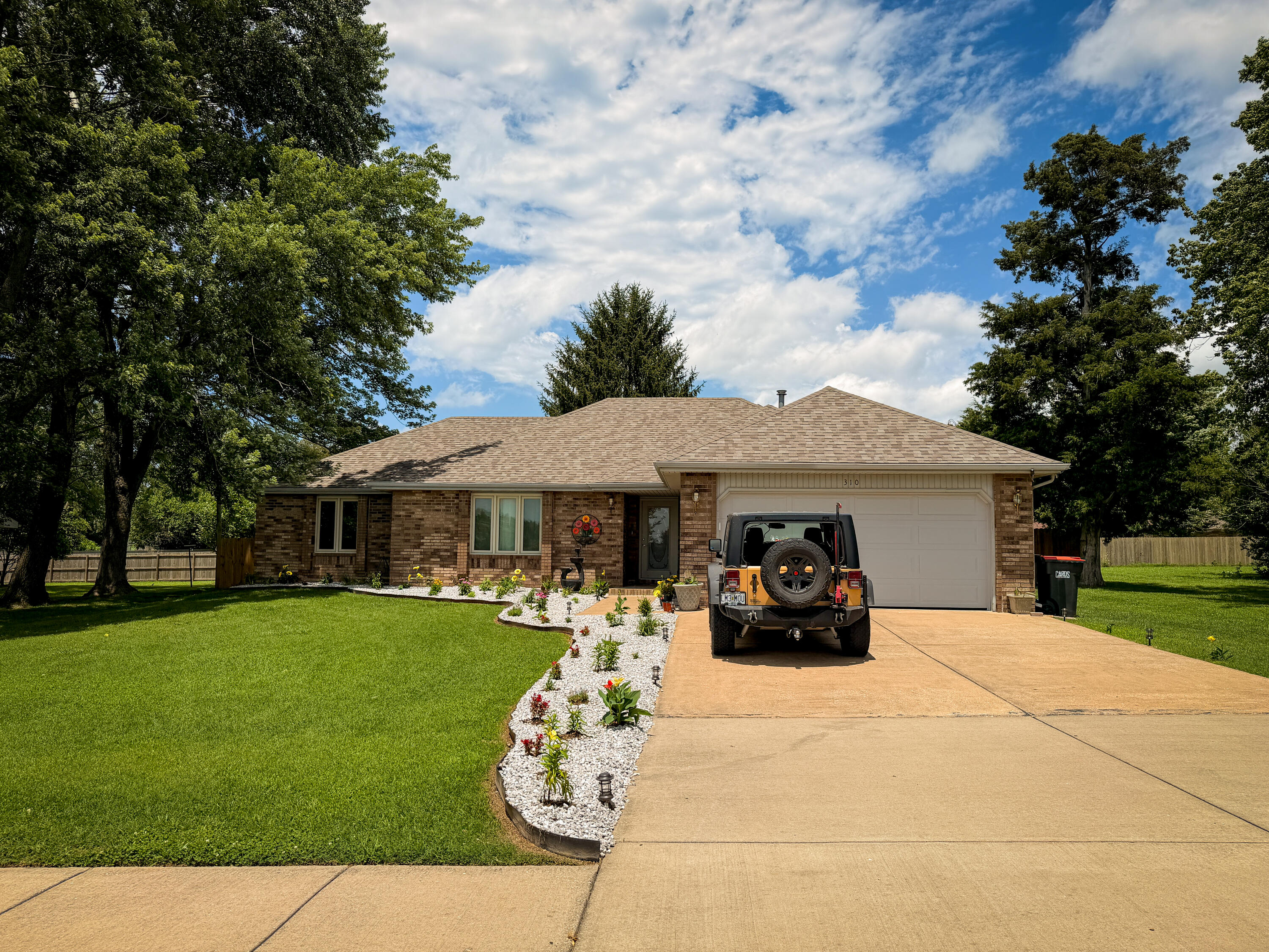 Photo of 310 E Grant Street Clever MO 65631