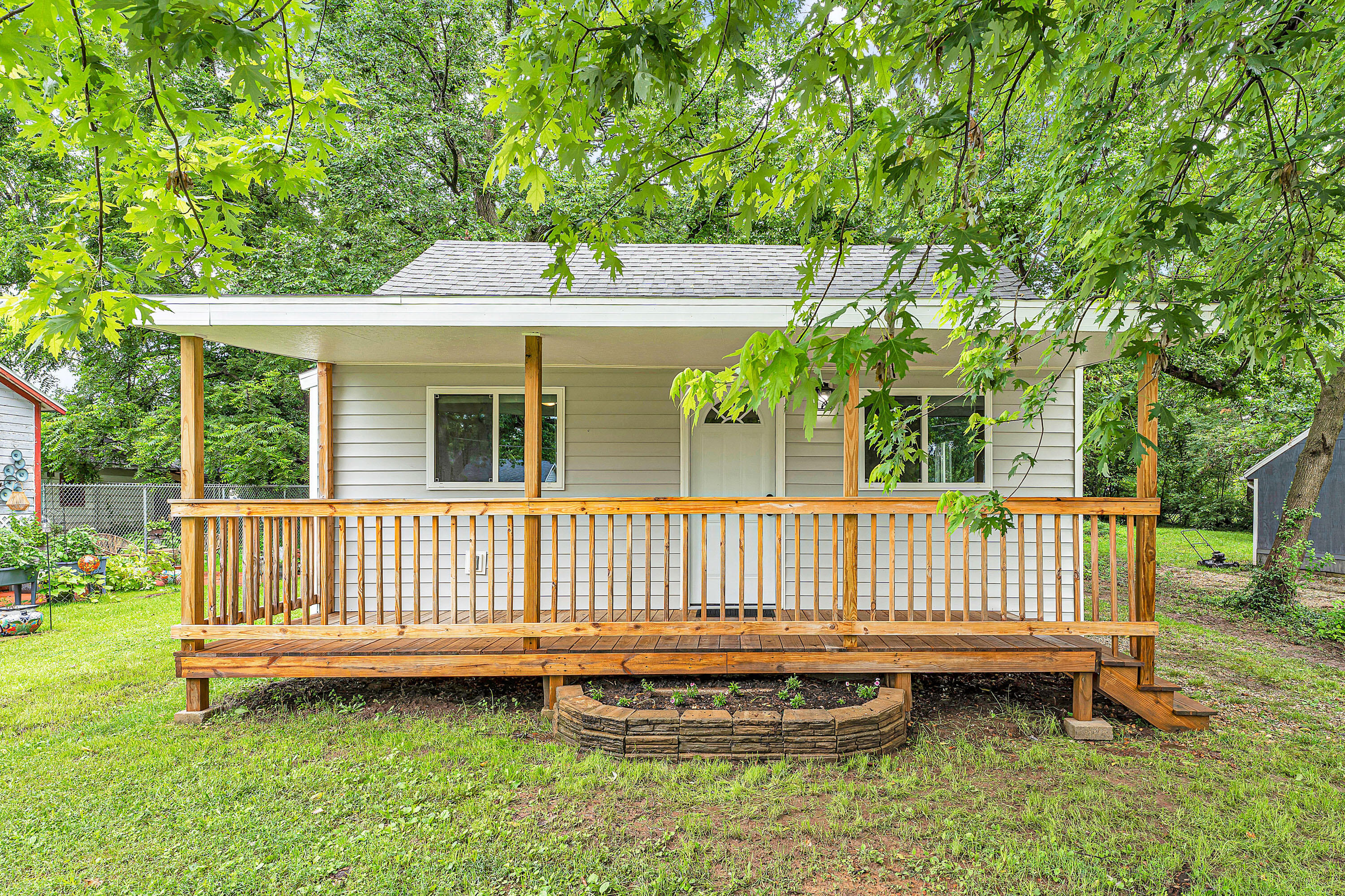 Photo of 516 N Forest Avenue Springfield MO 65802