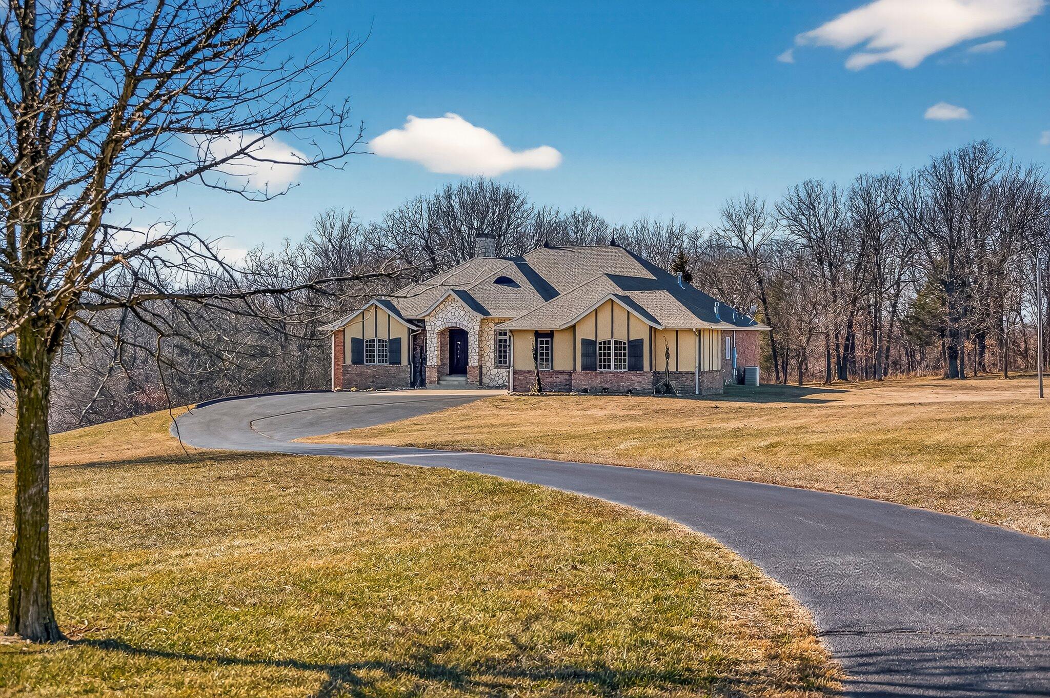 Photo of 4225 N State Highway Ab Springfield MO 65803