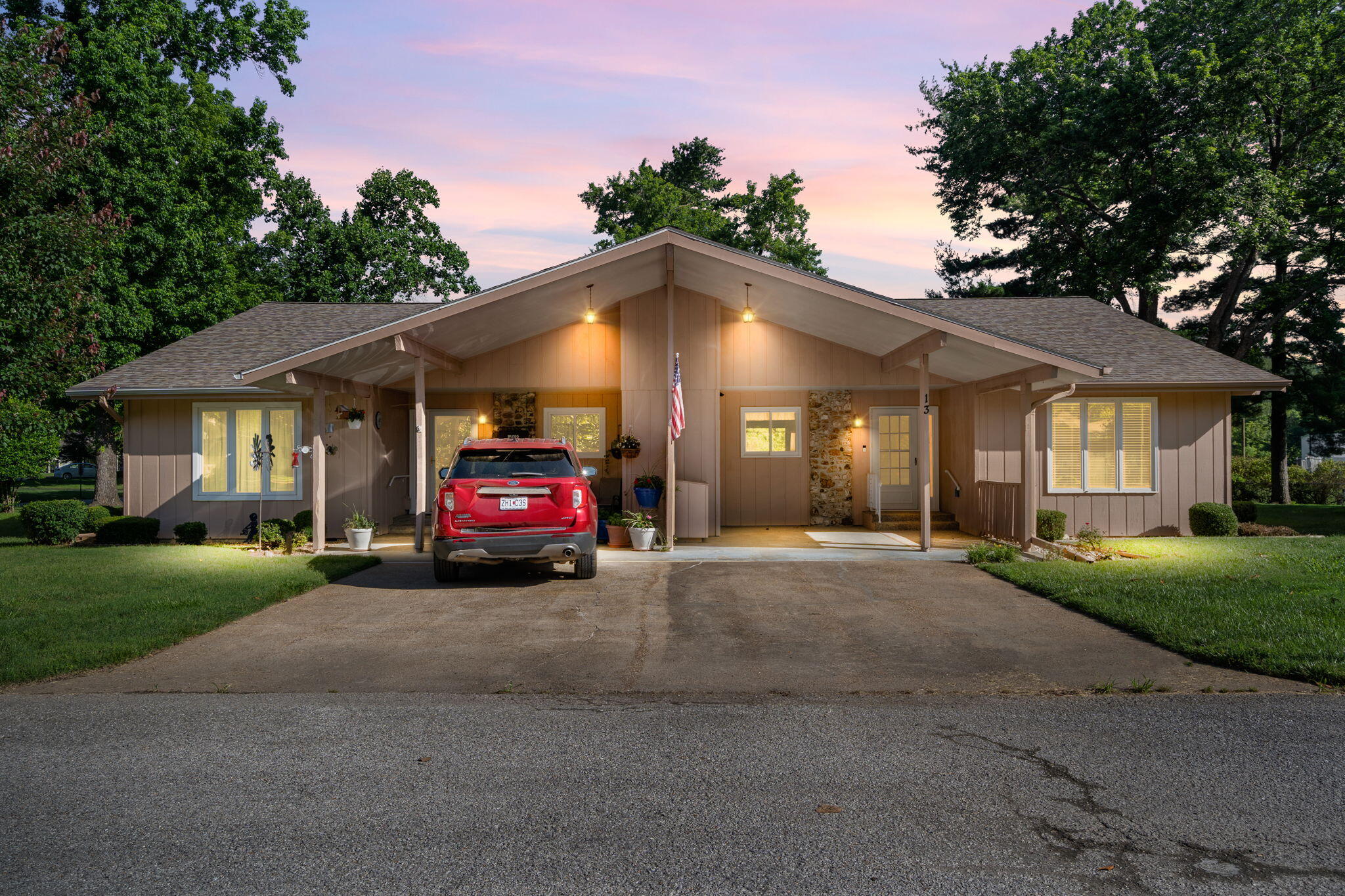 Photo of 13 Magnolia Court Branson MO 65616
