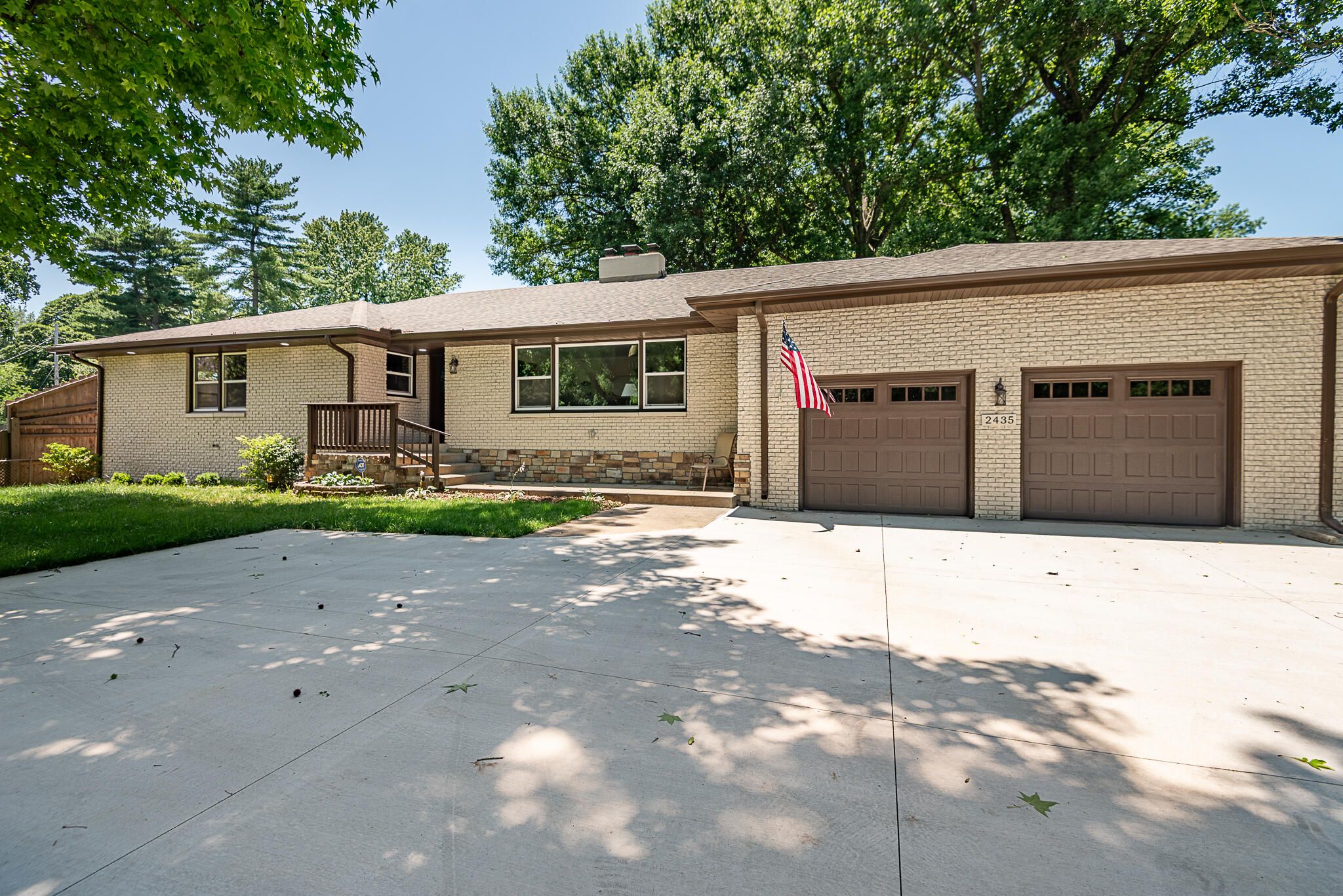 Photo of 2435 S Brentwood Springfield MO 65804