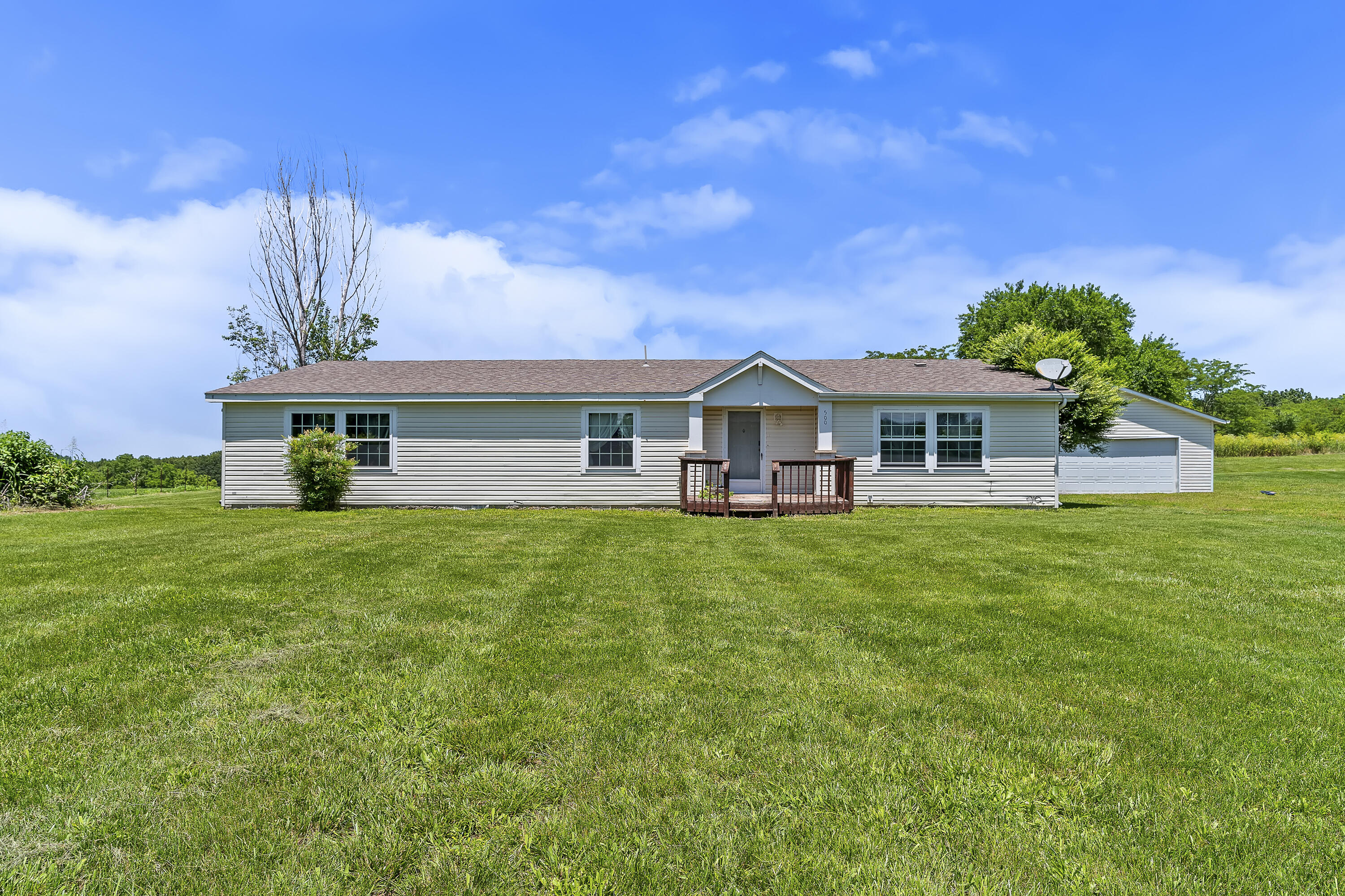 Photo of 500 Georgia Road Strafford MO 65757