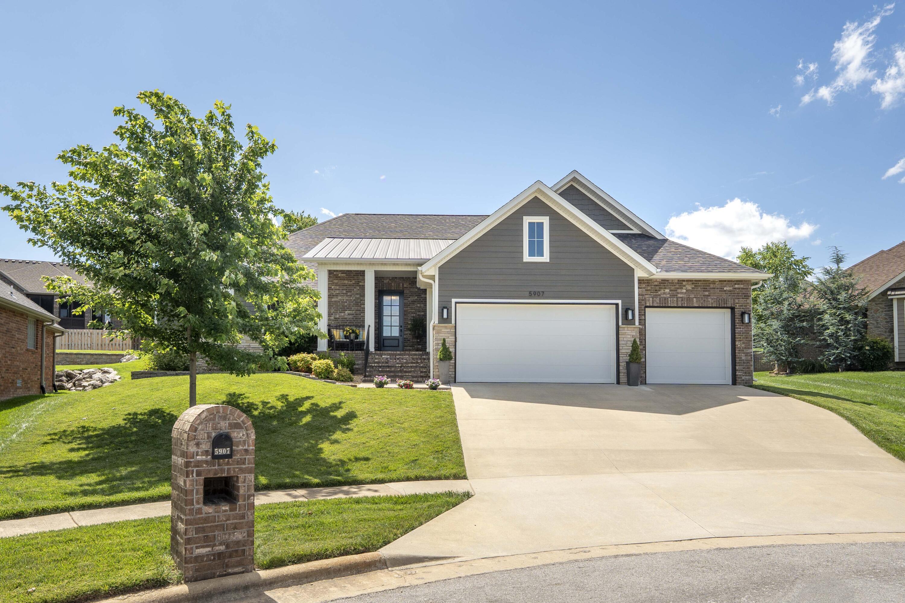 Photo of 5907 S Audrey Court Springfield MO 65804