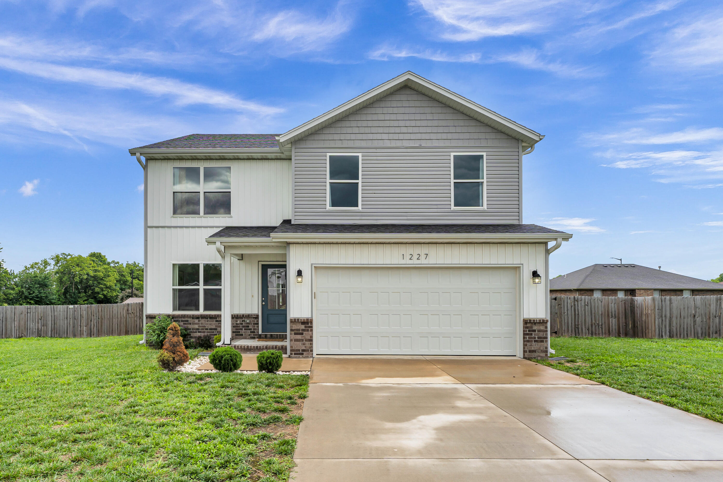 Photo of 1227 W Penny Lane Republic MO 65738