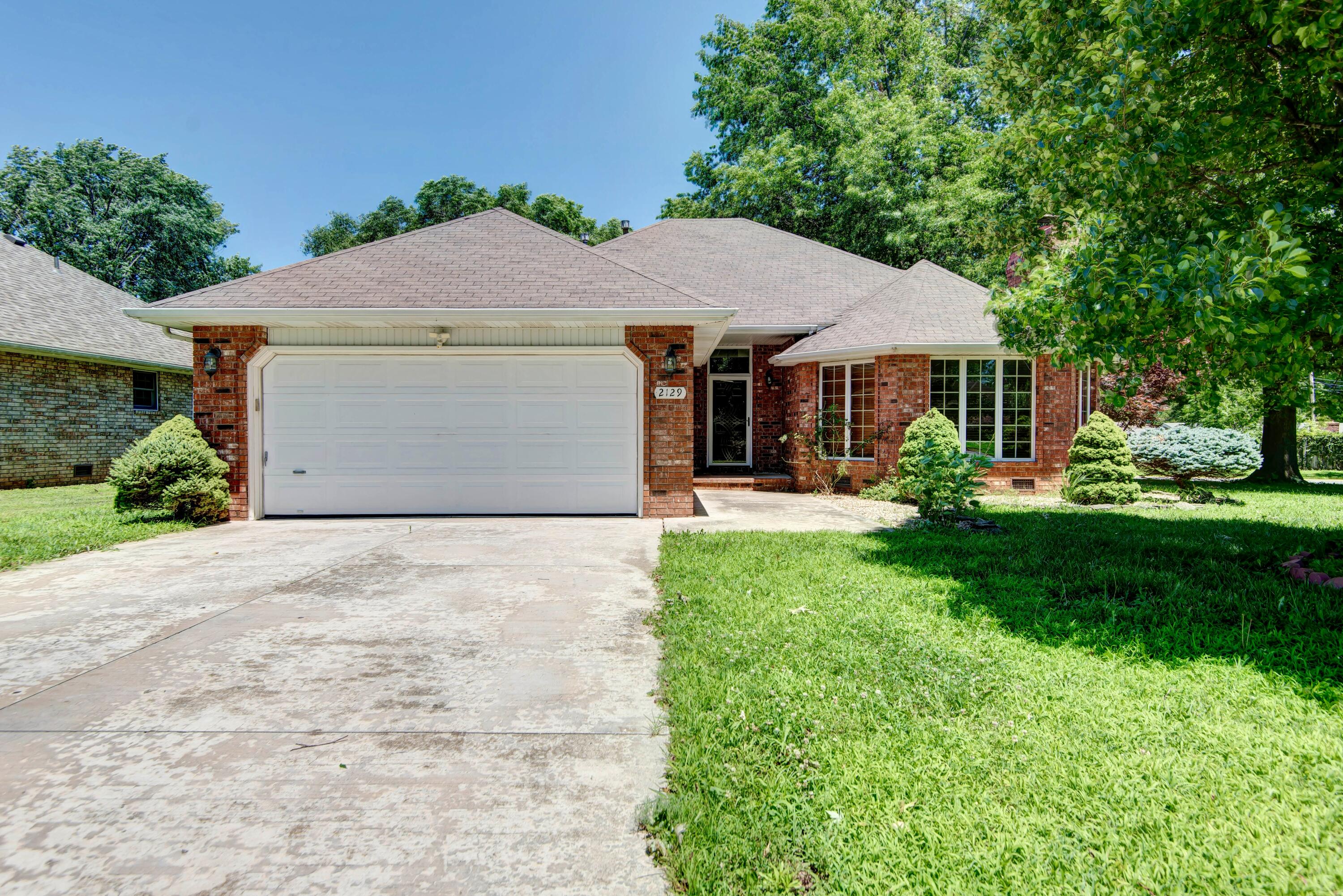 Photo of 2129 E Cherryvale Street Springfield MO 65804