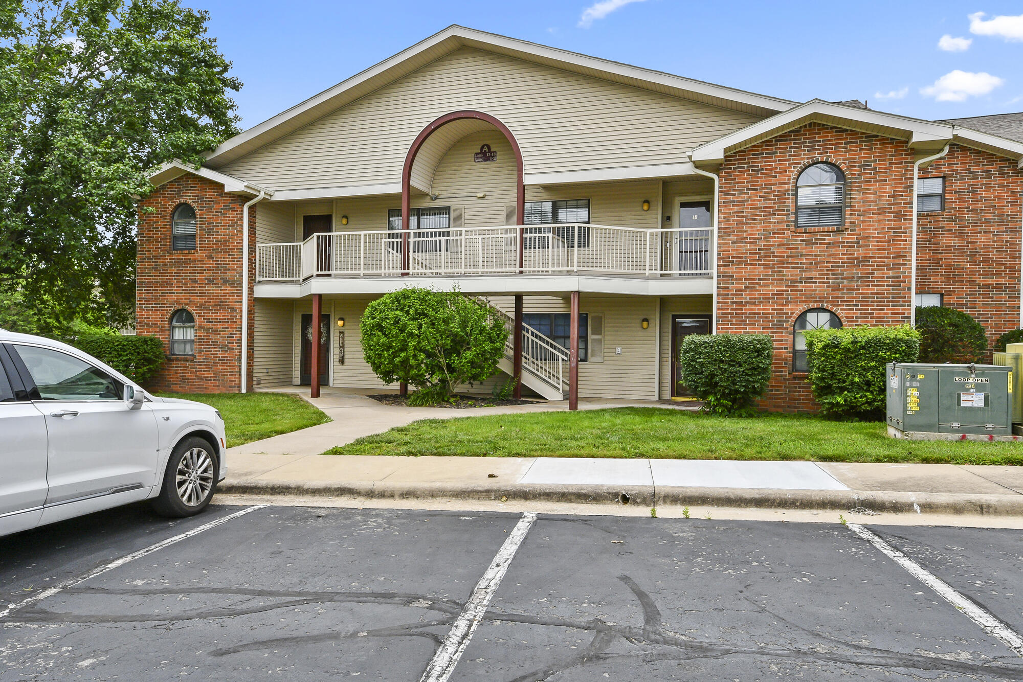 Photo of 350 S Wildwood Drive #18 Branson MO 65616