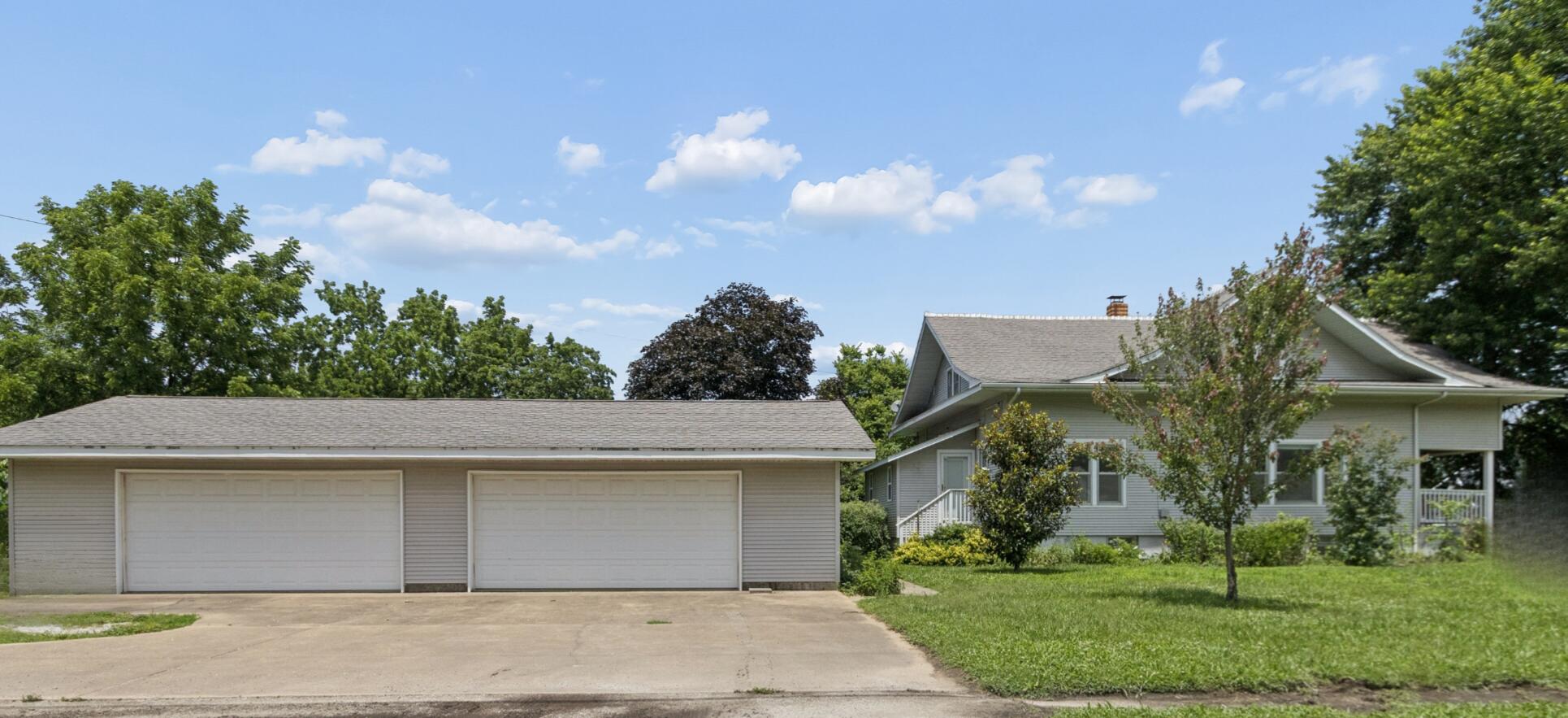 Photo of 605 South Street Stockton MO 65785