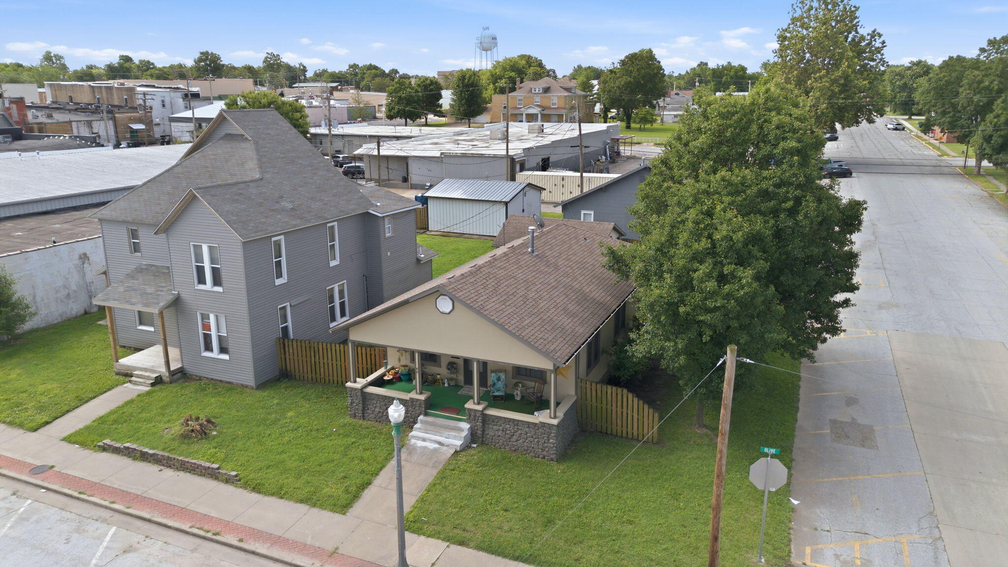 Photo of 36 W Olive Street Aurora MO 65605
