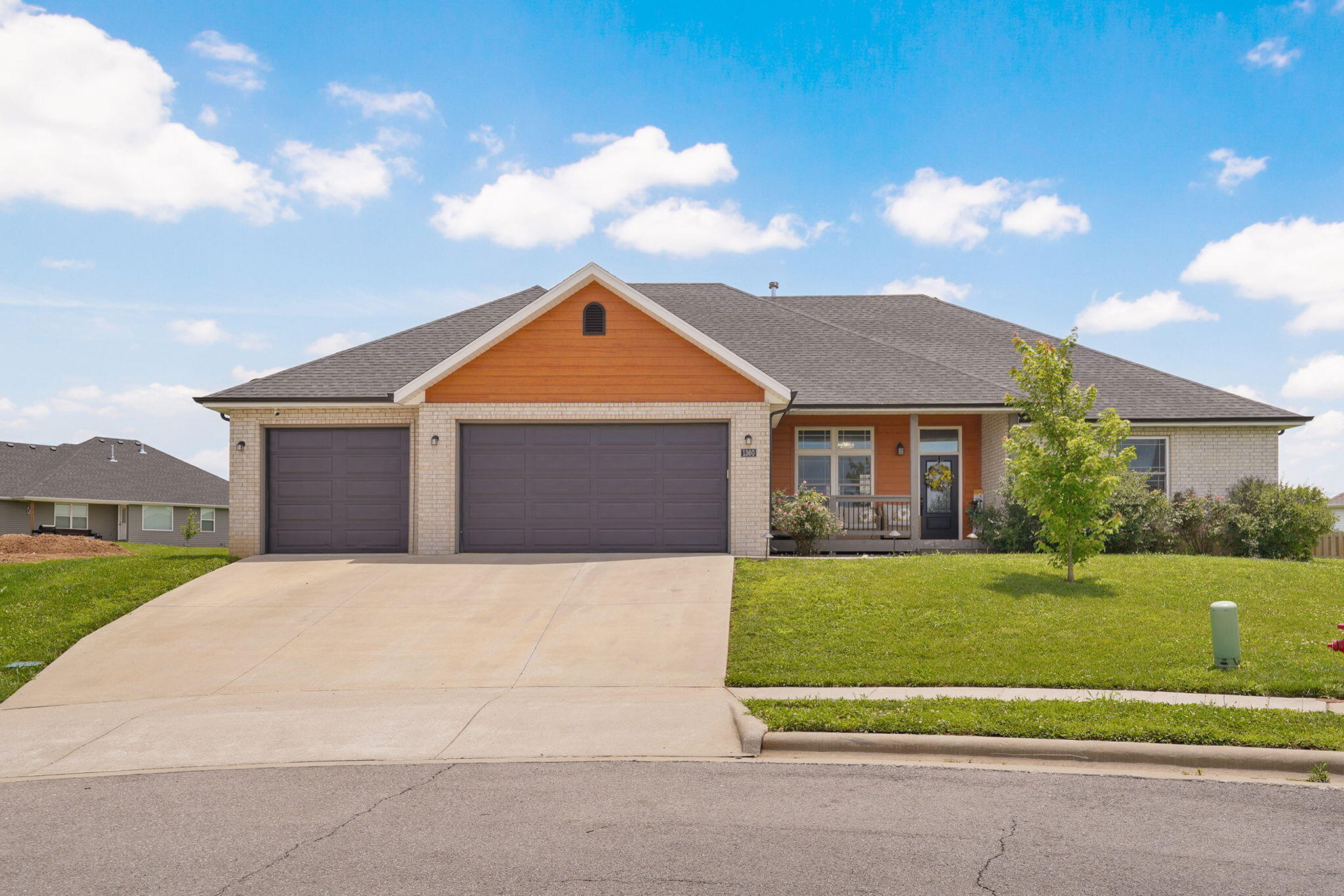 Photo of 1360 N Rainbow Court Nixa MO 65714