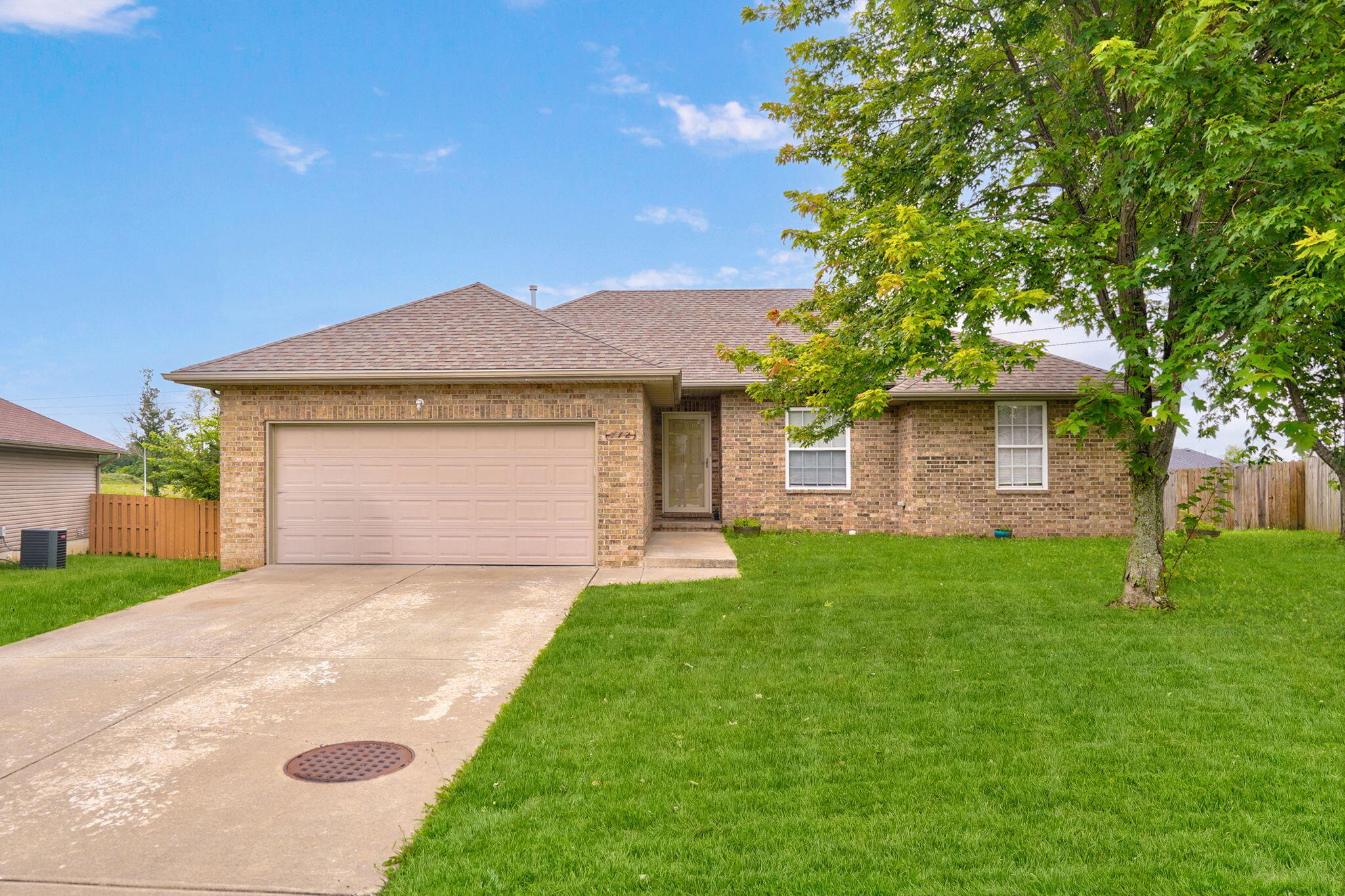 Photo of 772 S Hackberry Avenue Nixa MO 65714