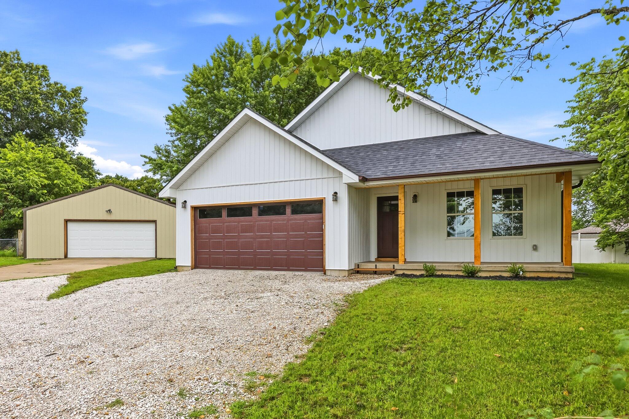 Photo of 261 Renee Avenue Sparta MO 65753
