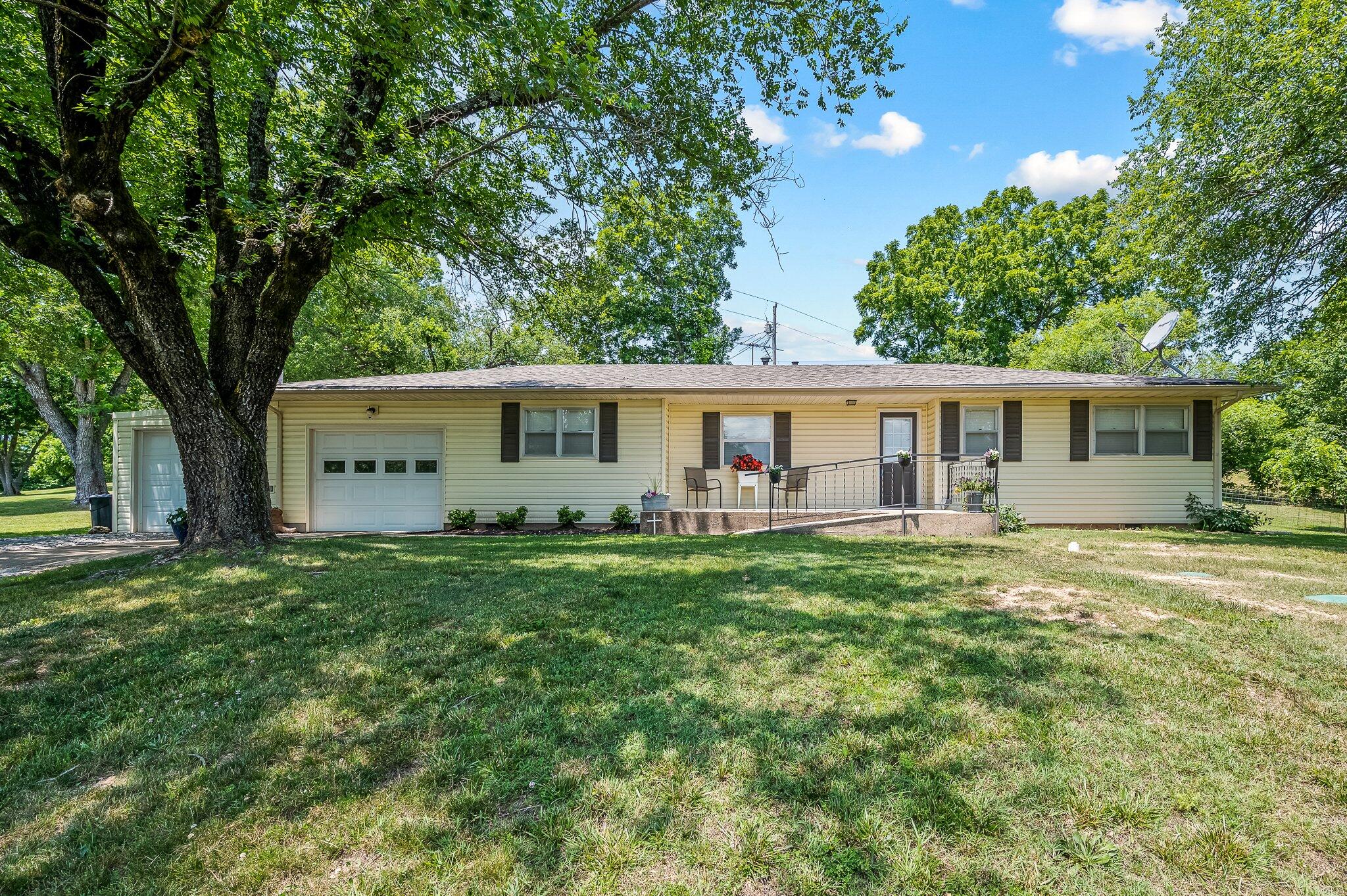 Photo of 8675 S State Highway 5 Ava MO 65608