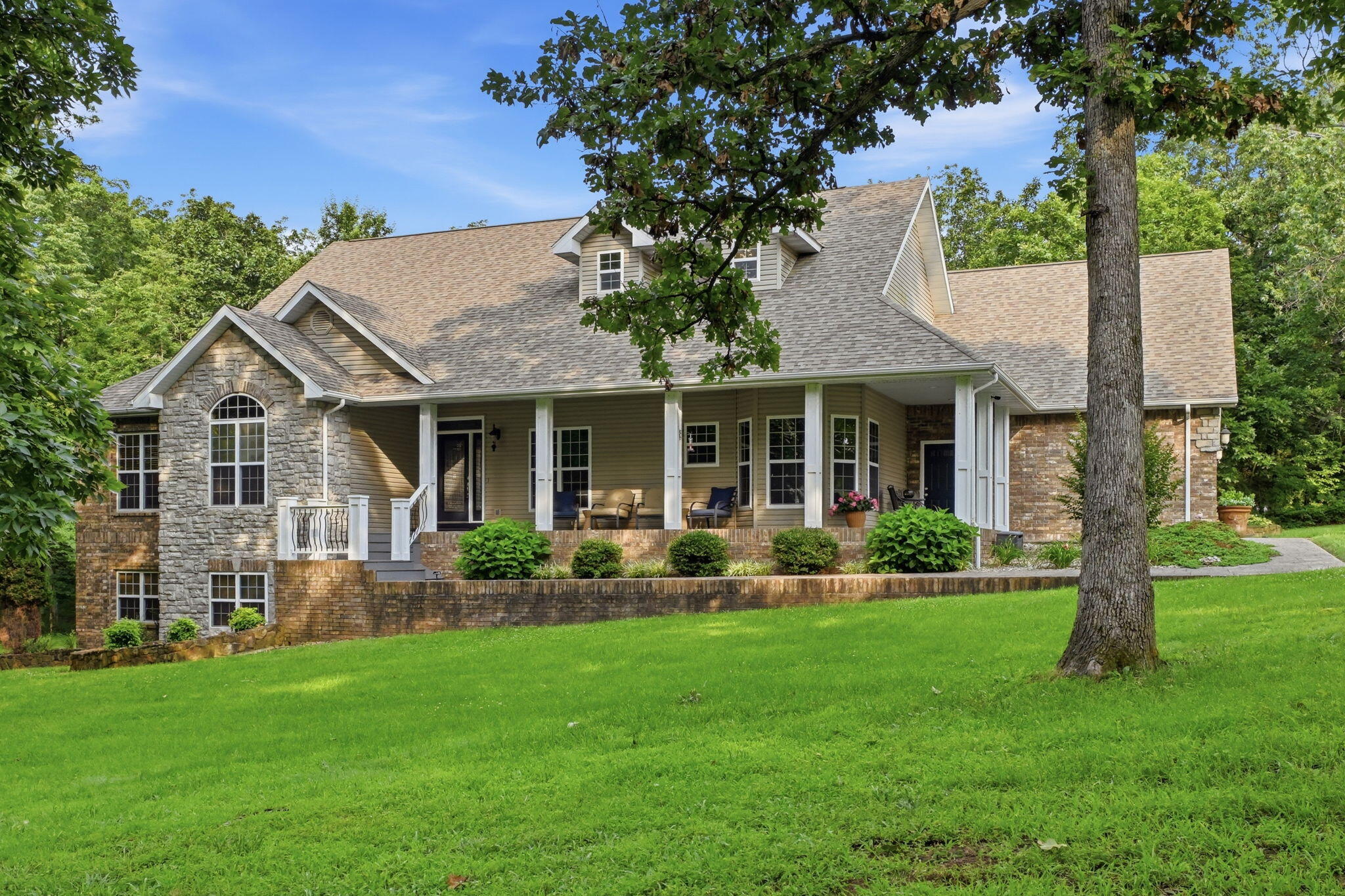 Photo of 4241 S 90th Road Bolivar MO 65613