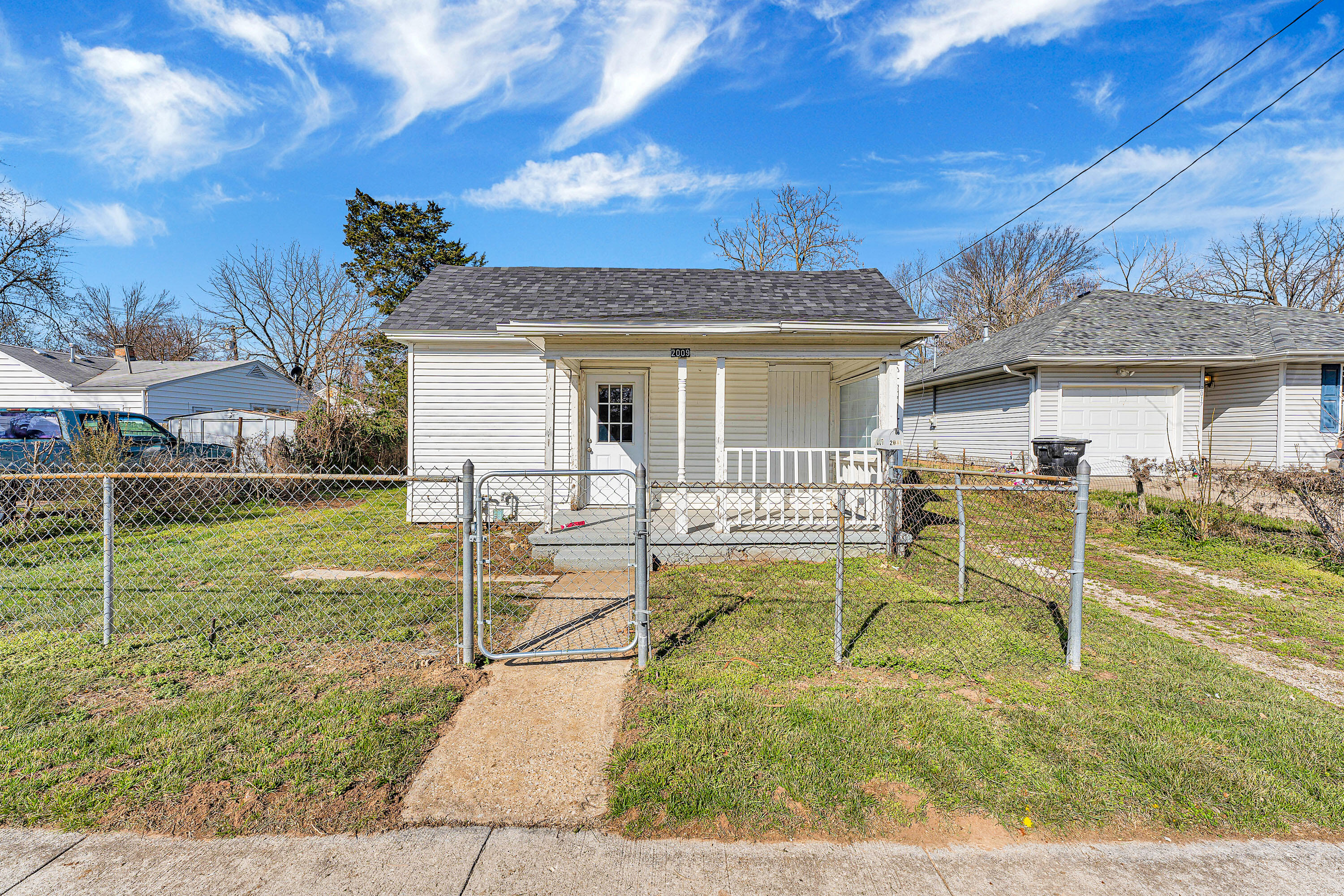 Photo of 2009 N Park Avenue Springfield MO 65803