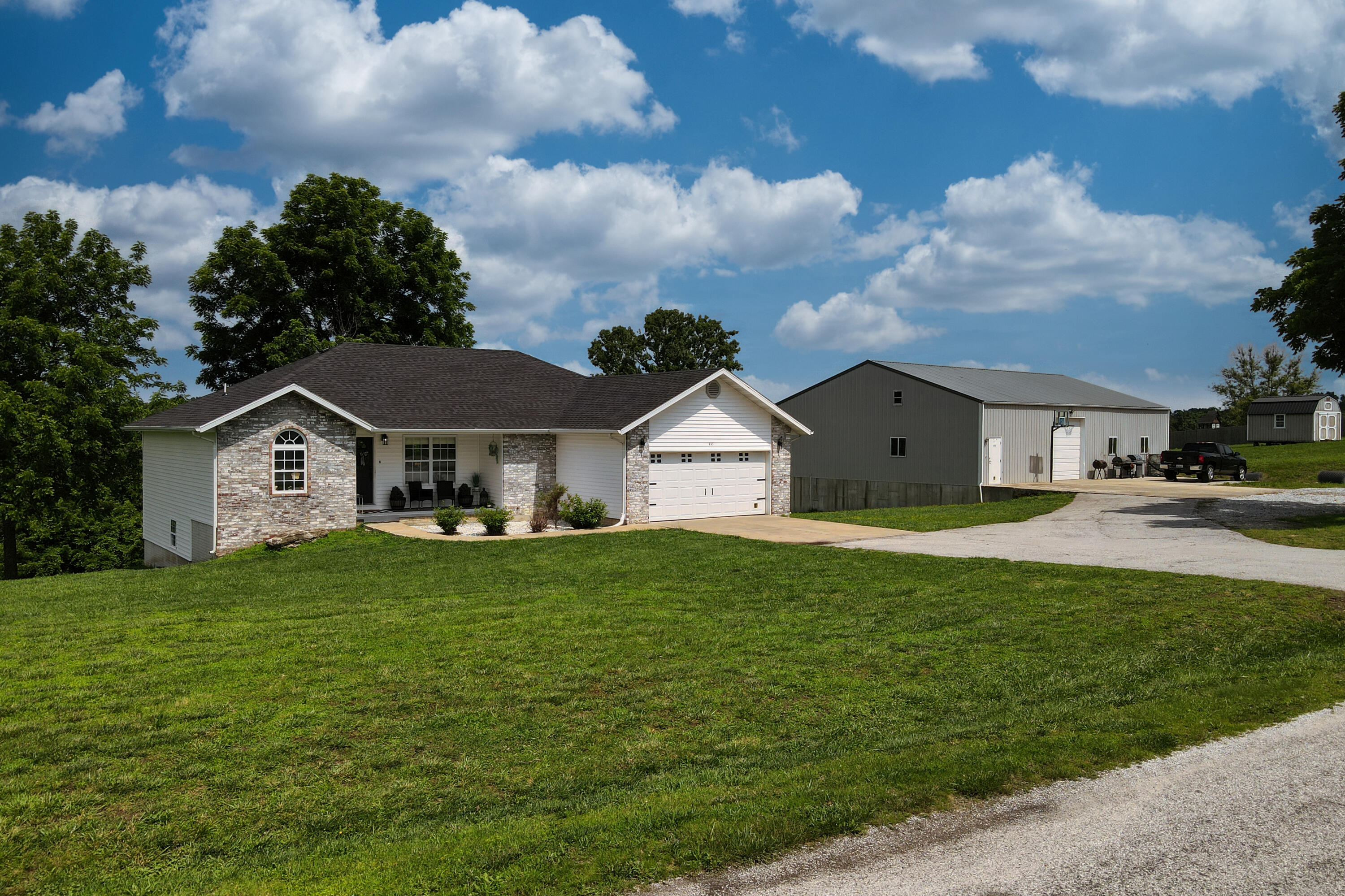 Photo of 495 Bear Ridge Highlandville MO 65669