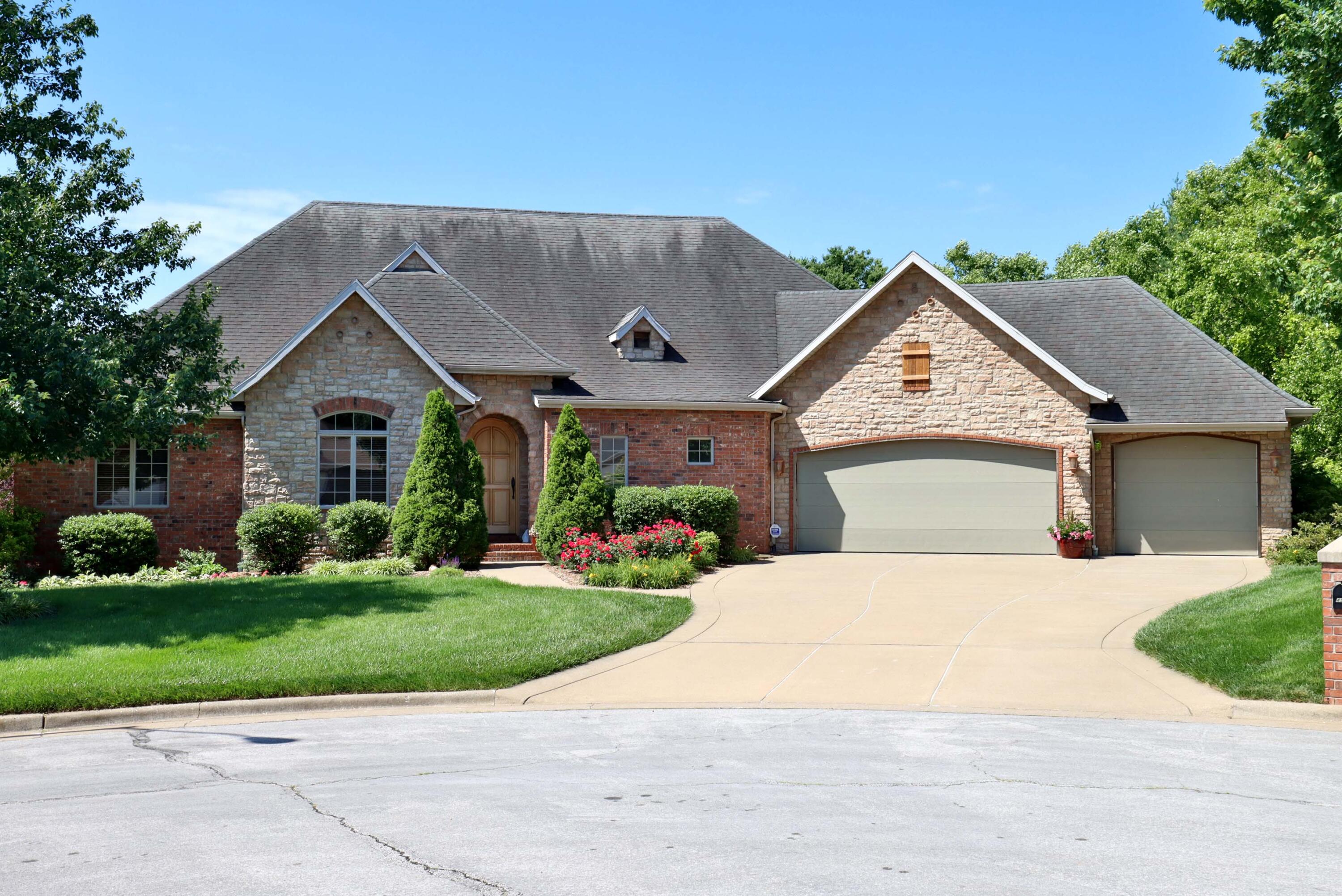 Photo of 4515 S Forest Avenue Springfield MO 65810