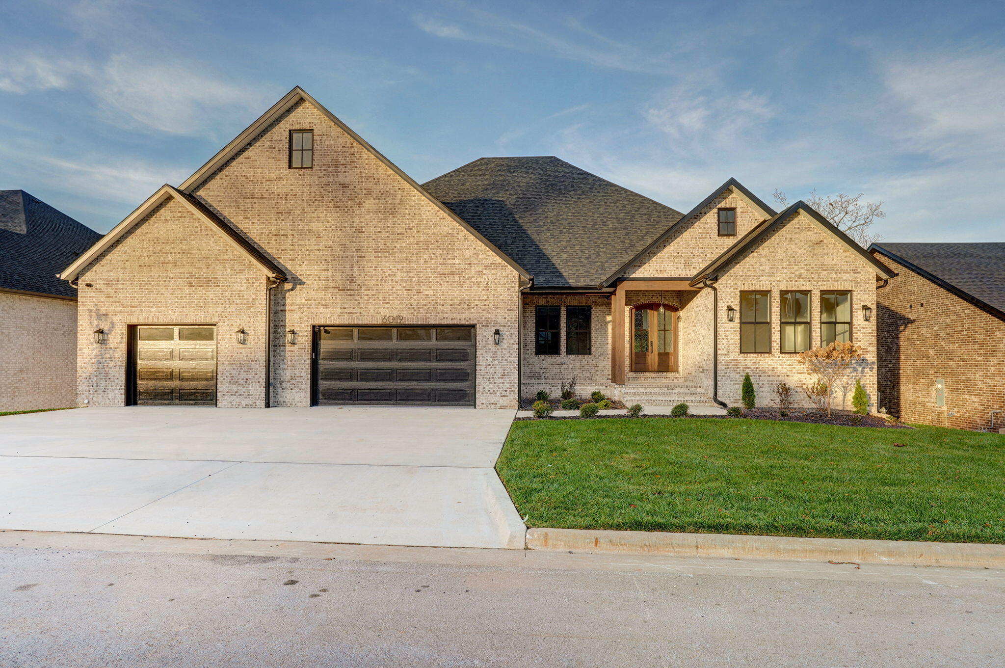 Photo of 6019 S Dollison Avenue Springfield MO 65810