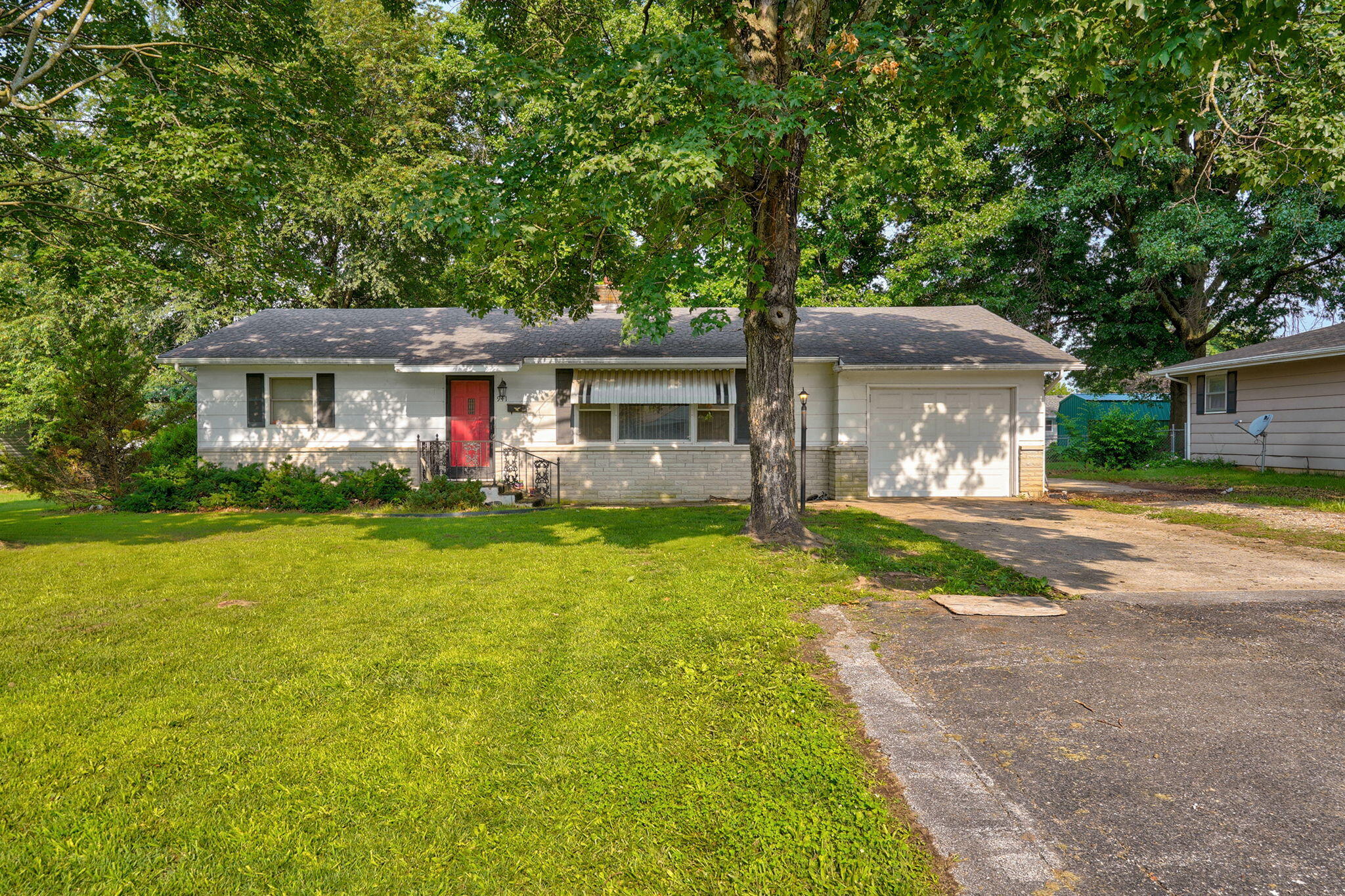 Photo of 941 S Spring Park Boulevard Mt Vernon MO 65712