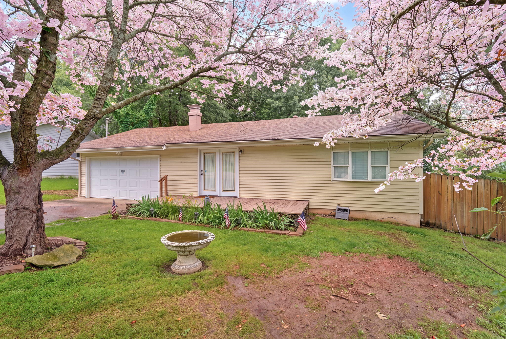 Photo of 2653 E Cragmont Street Springfield MO 65804