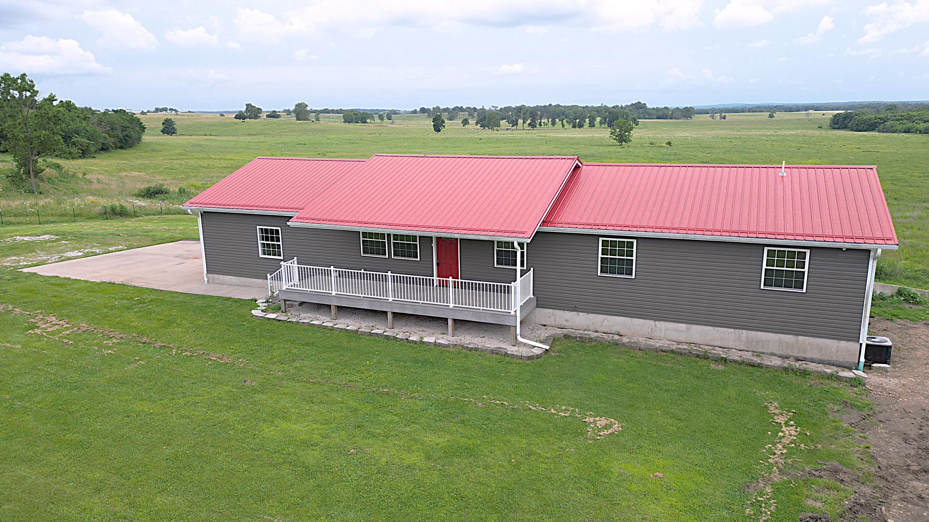 Photo of 1738 E 400th Road Halfway MO 65663