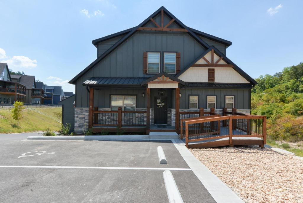 Photo of 280 Lakefront Drive Branson MO 65616