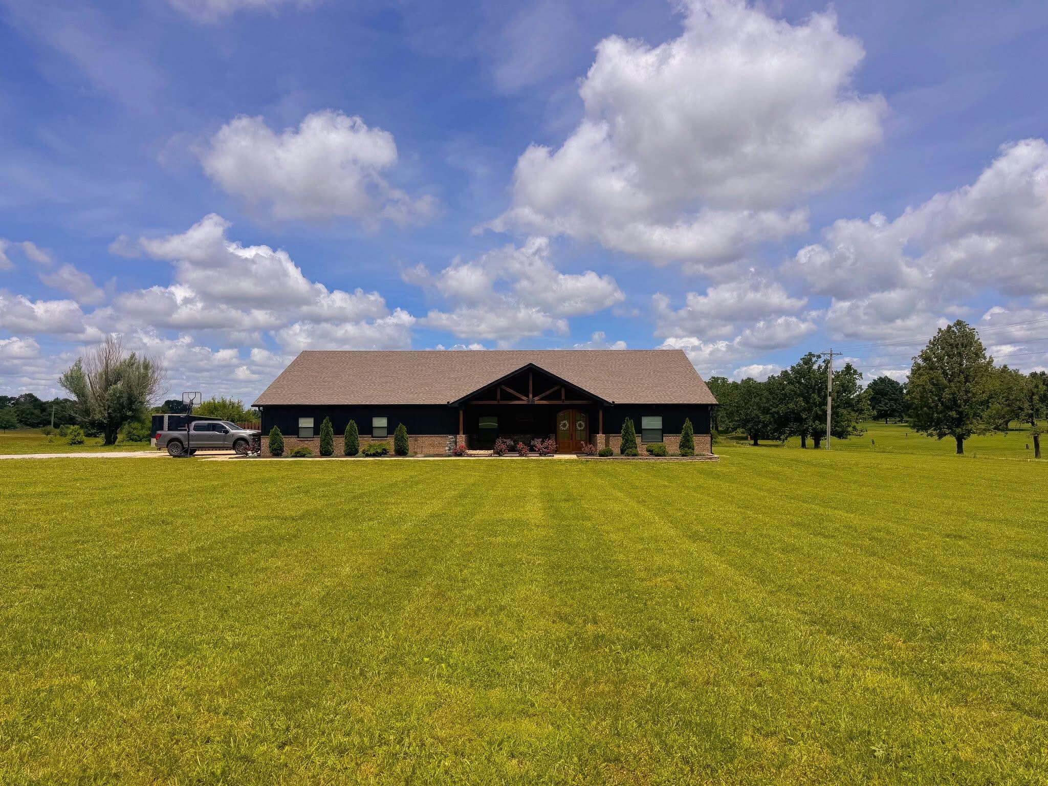 Photo of 12204 Farm Road 2205 Cassville MO 65625