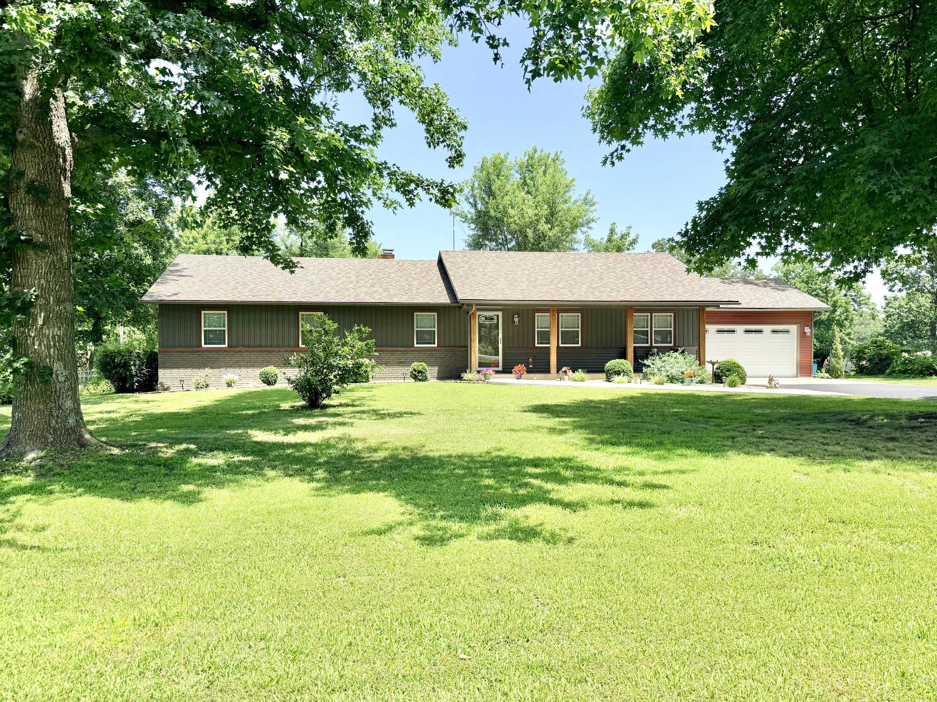 Photo of 17272 Lawrence 2220 Verona MO 65769