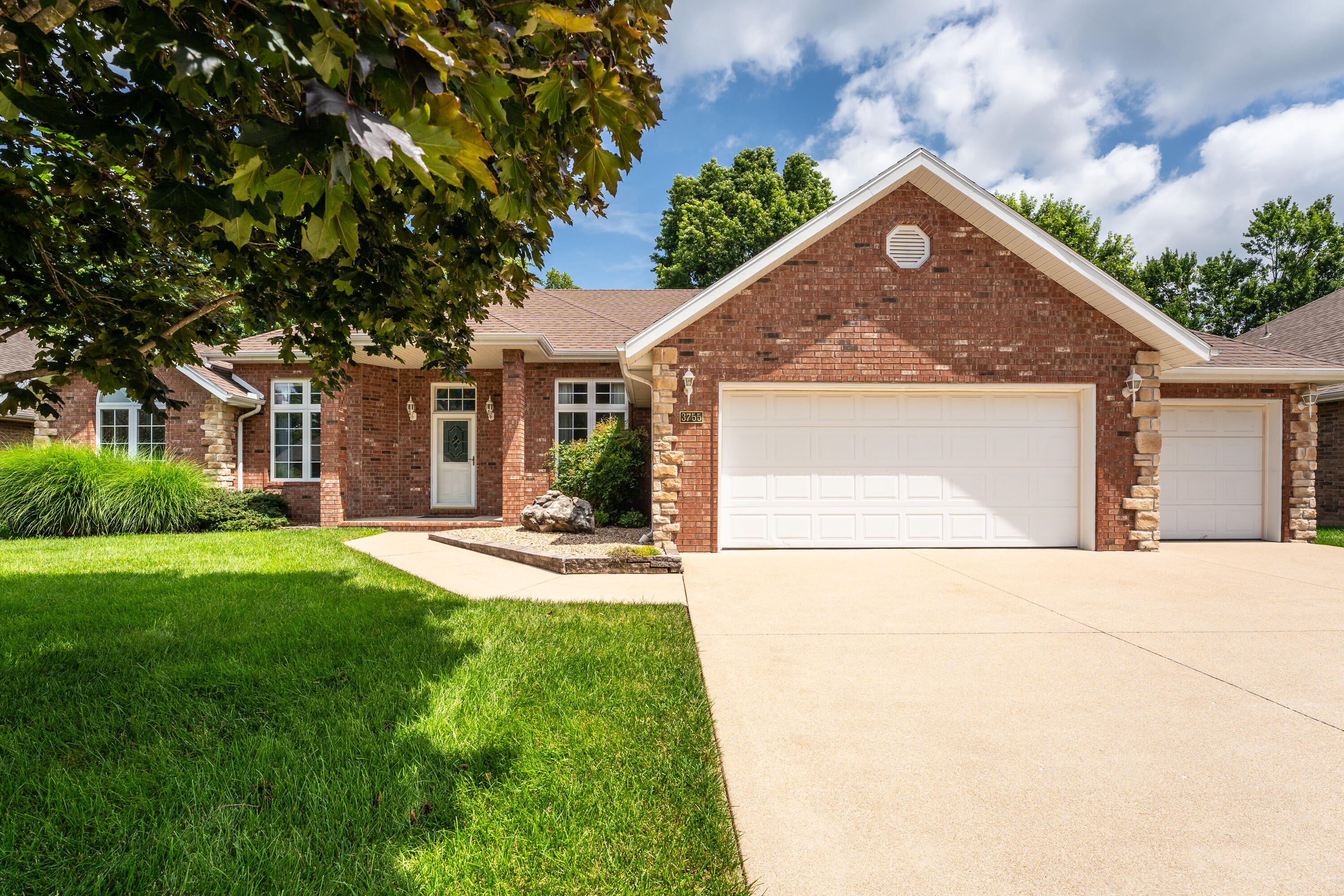 Photo of 3755 W Eaglecrest Street Battlefield MO 65619