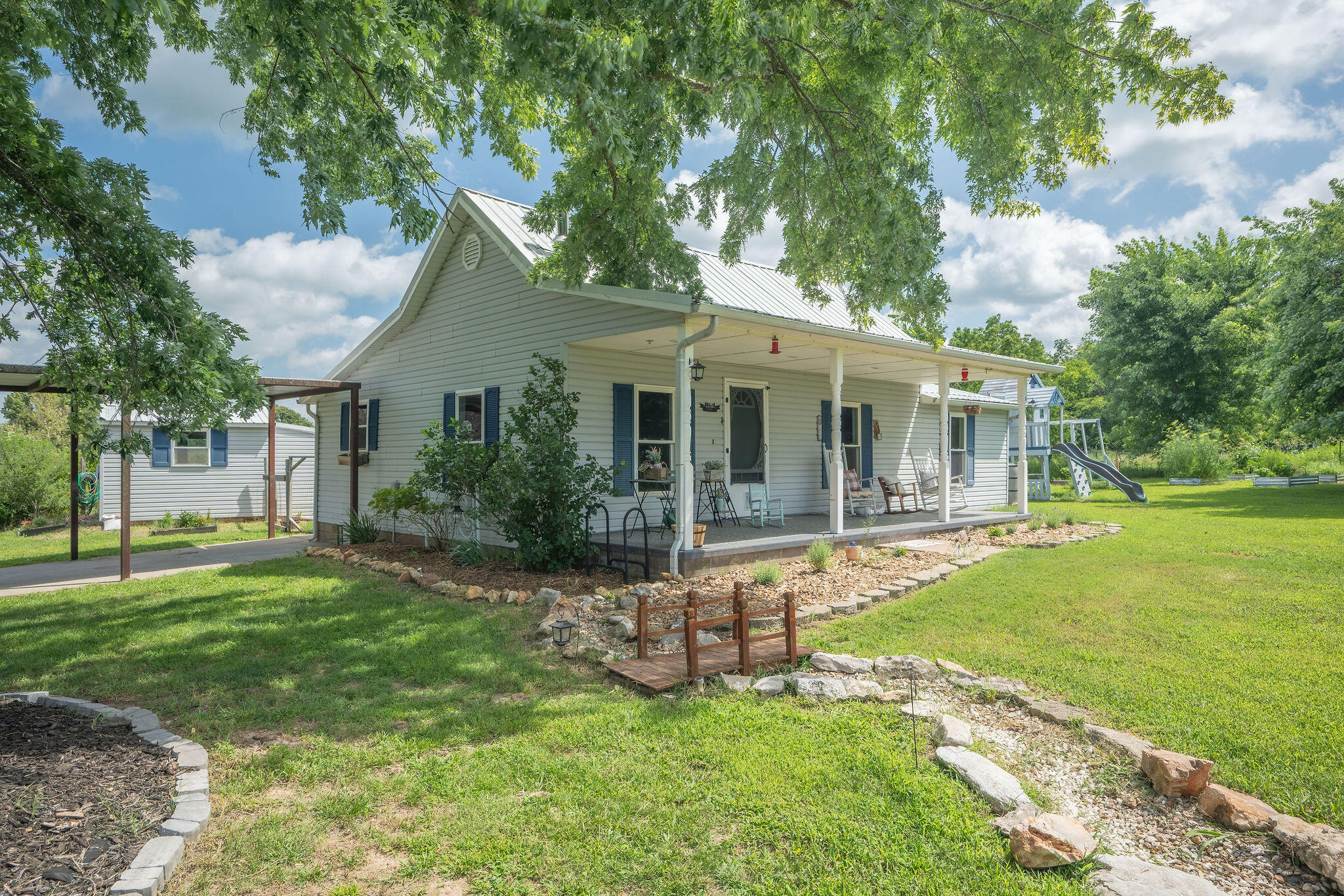 Photo of 17599 Fair Oaks Lane Neosho MO 64850