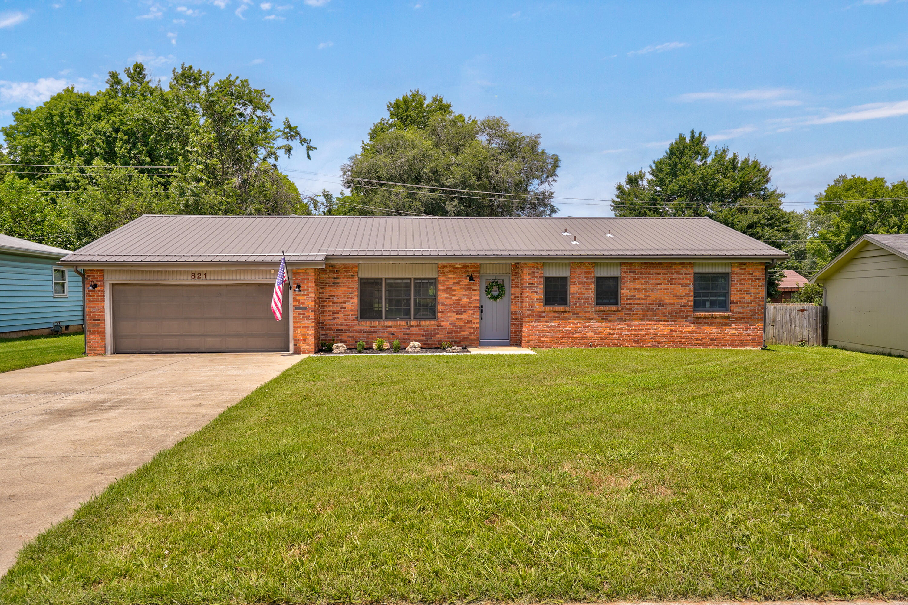 Photo of 821 E Edgewood Street Springfield MO 65807